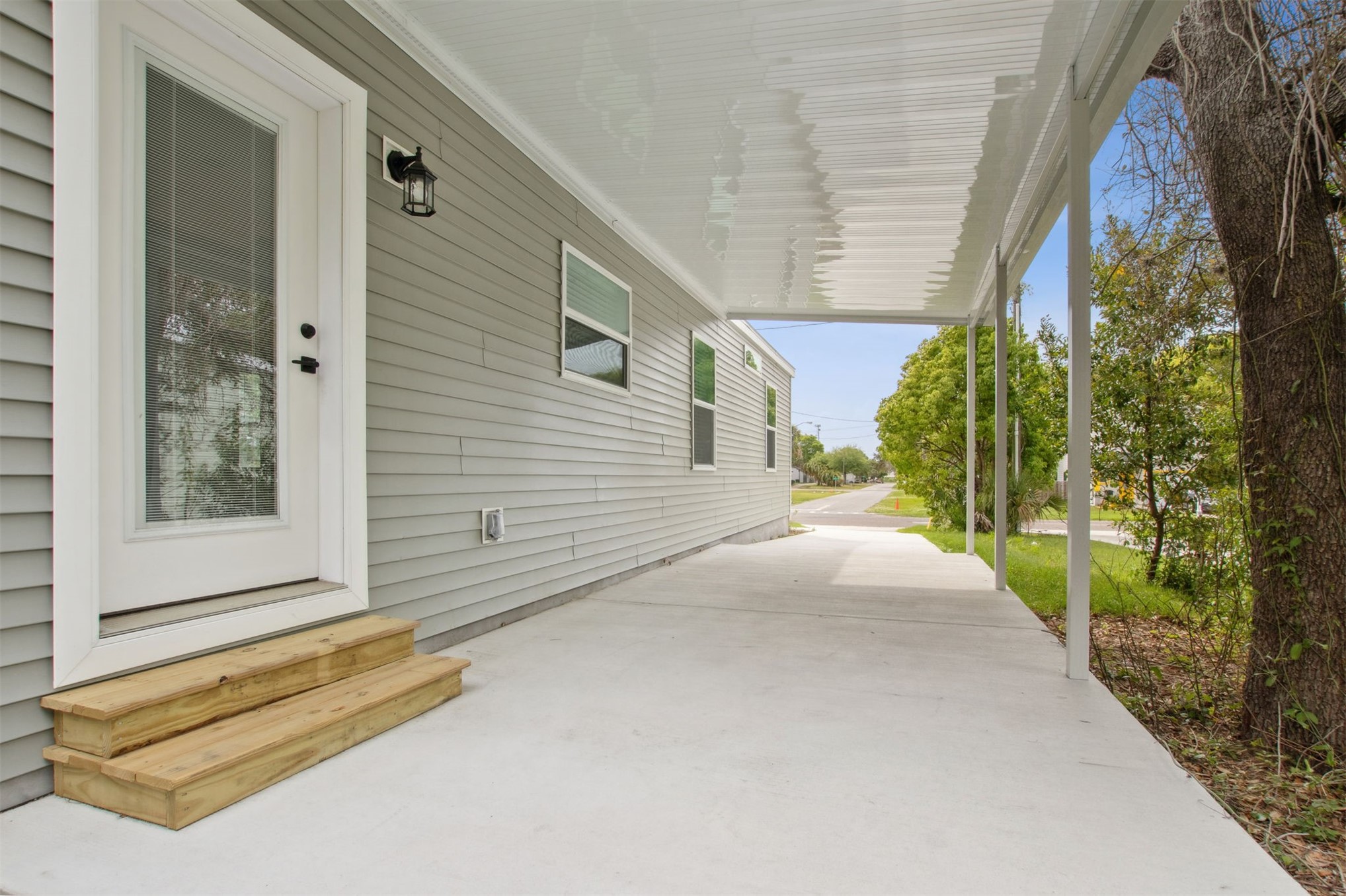 848 S 11TH STREET