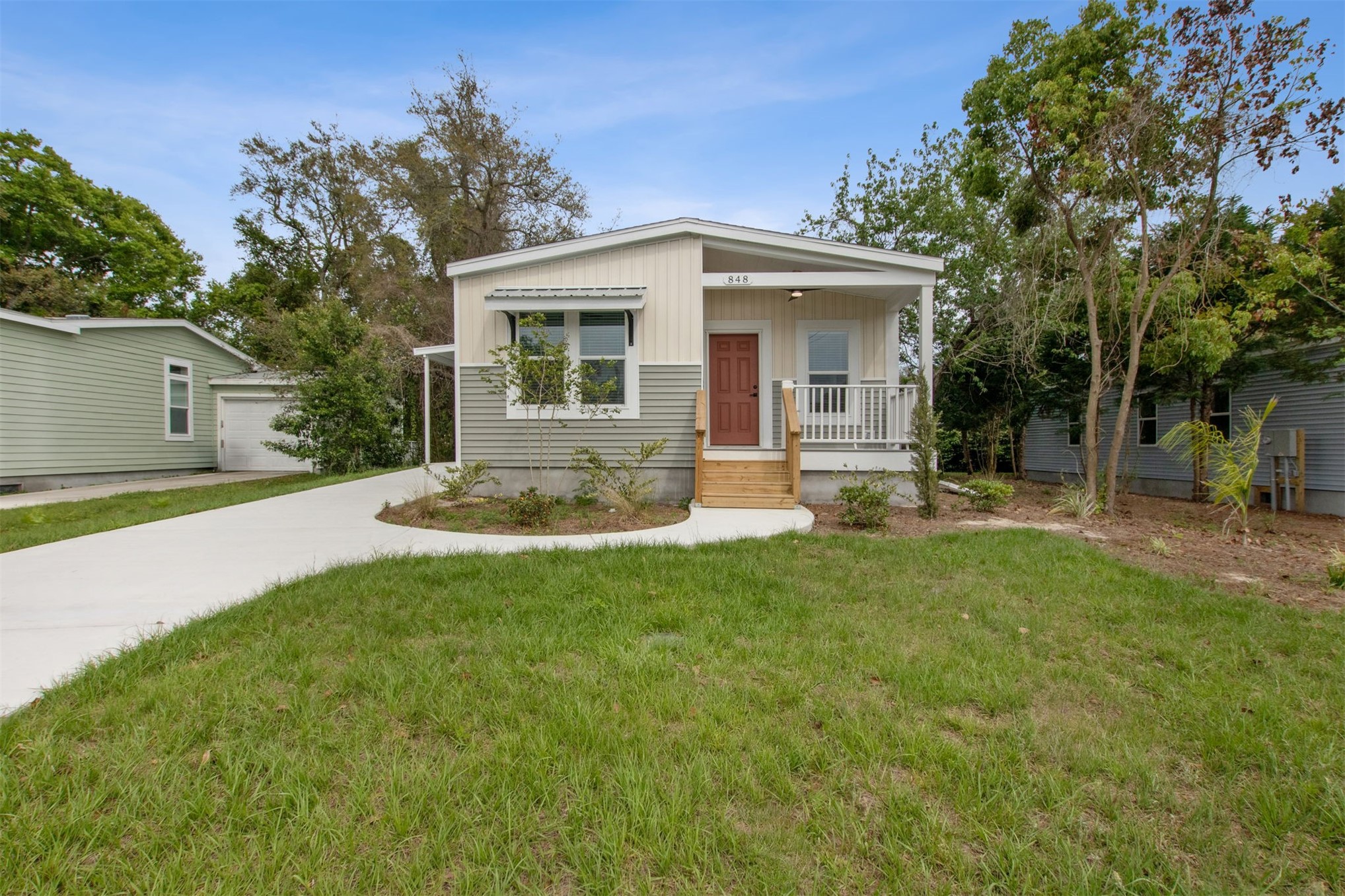 848 S 11TH STREET