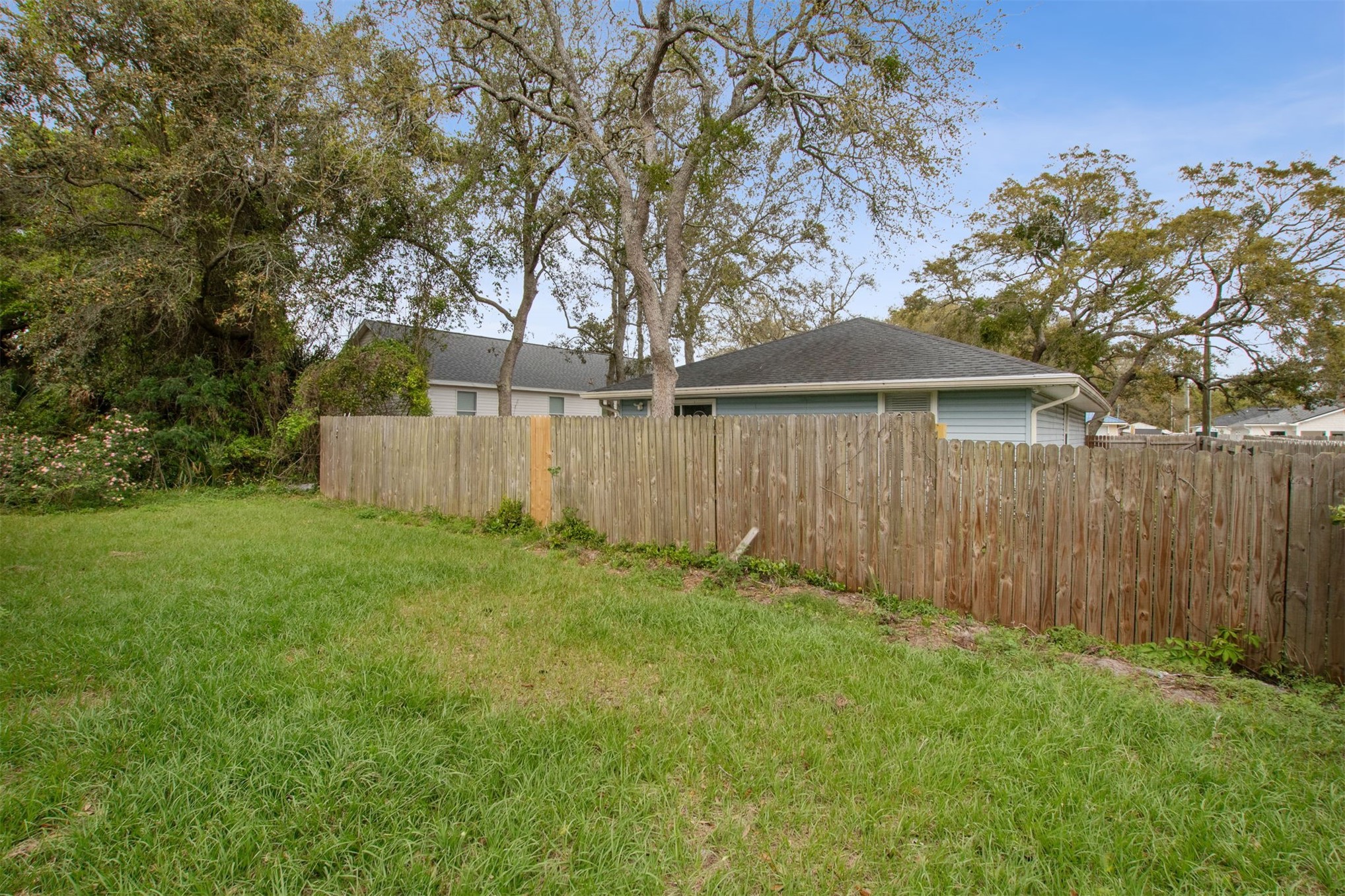 848 S 11TH STREET