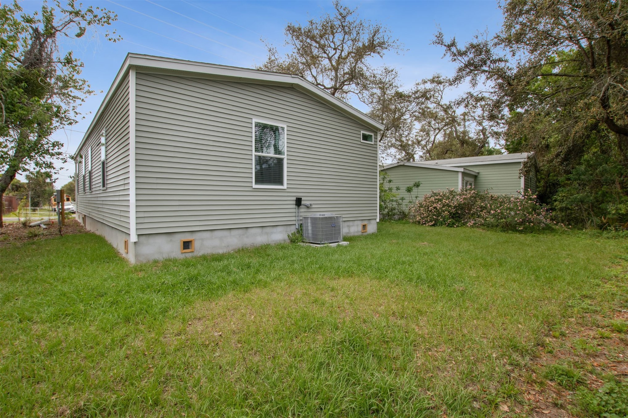 848 S 11TH STREET