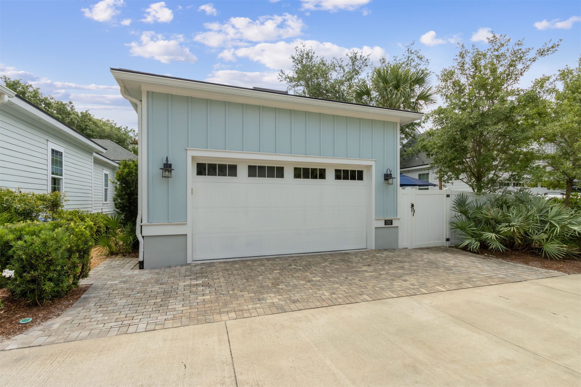 1787 AZALEA STREET