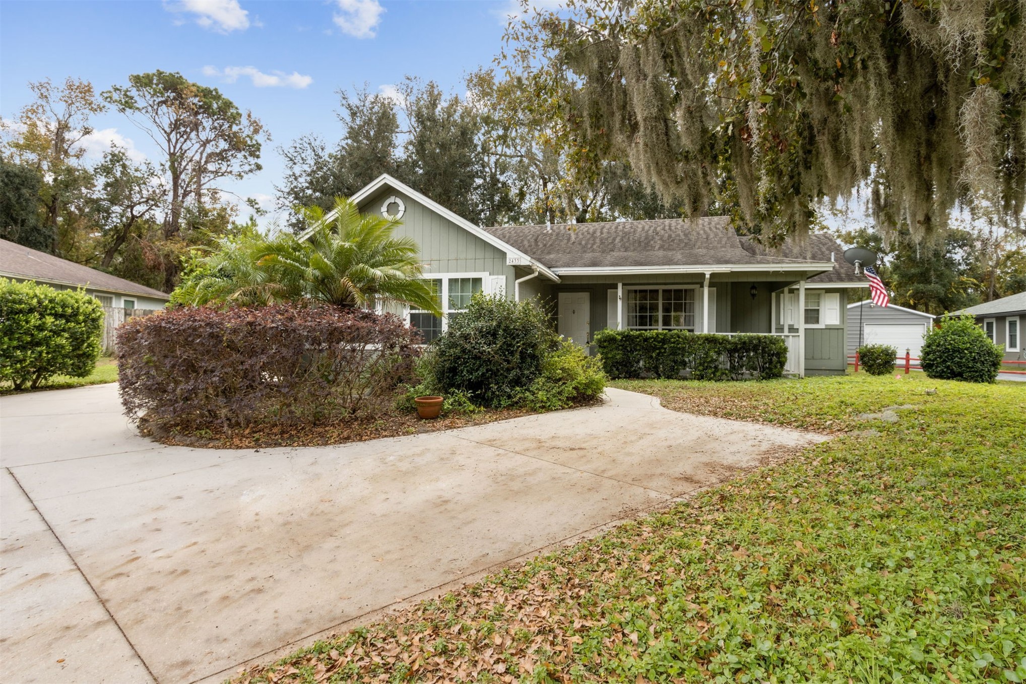 2433 BONNIE OAKS DRIVE
