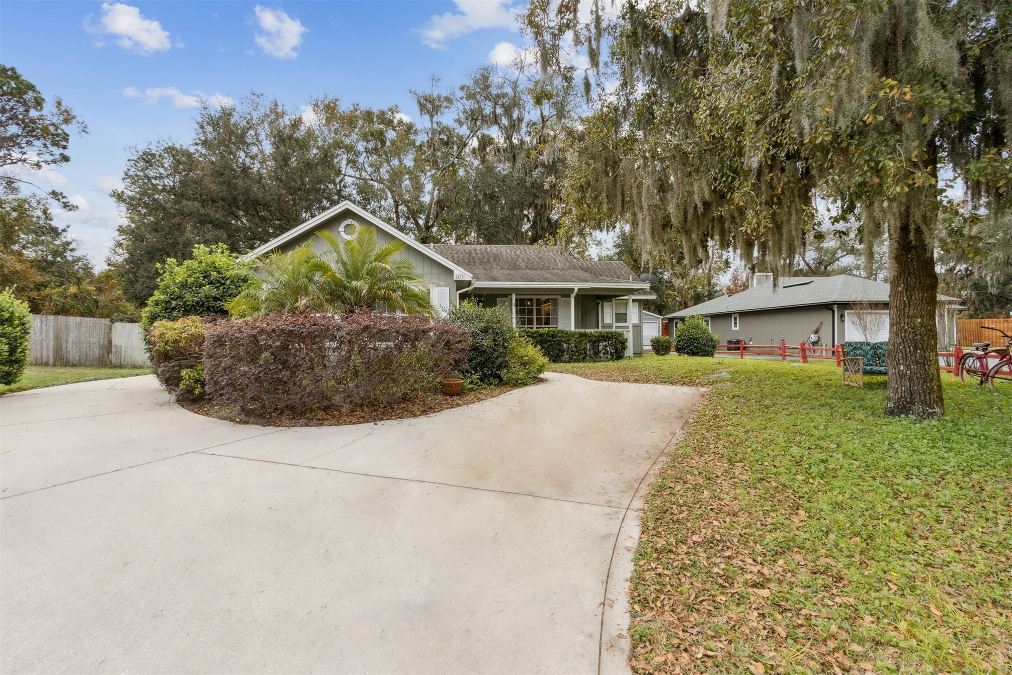 2433 BONNIE OAKS DRIVE