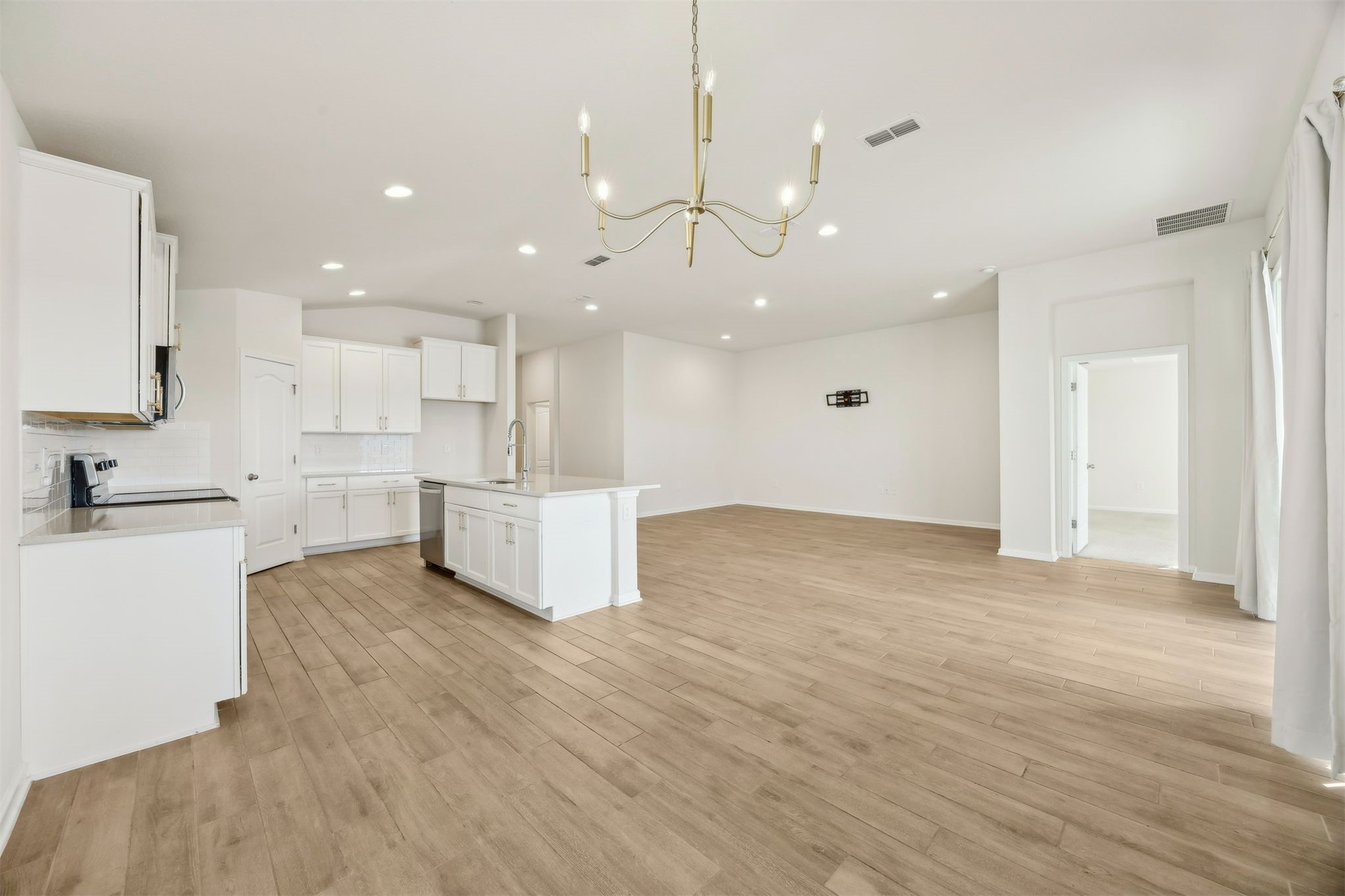 70414 WINDING RIVER DRIVE