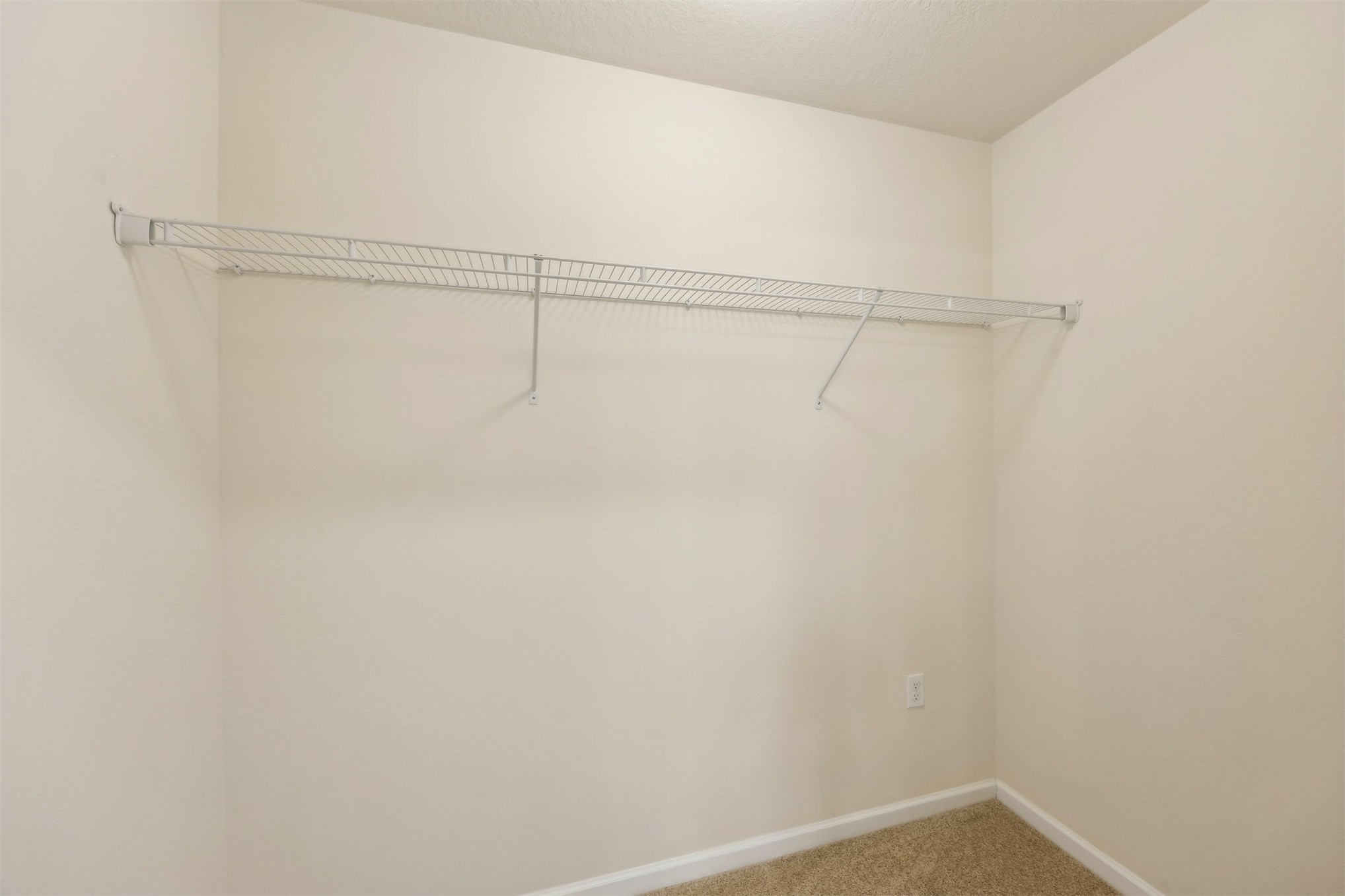 70414 WINDING RIVER DRIVE