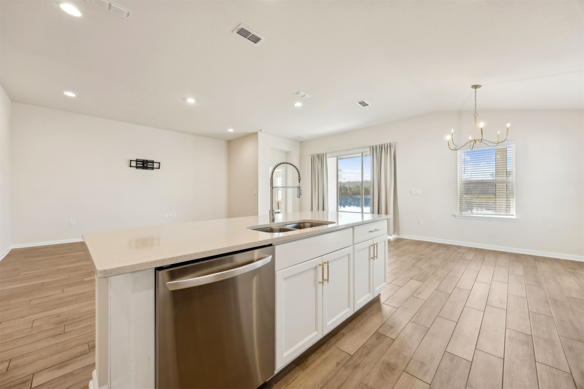 70414 WINDING RIVER DRIVE