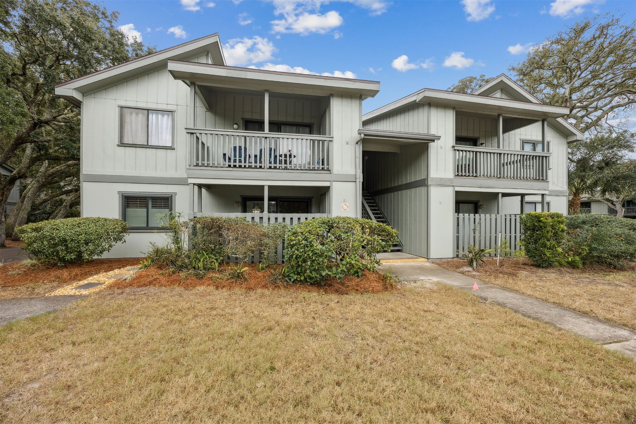 2700 MIZELL AVENUE 201A