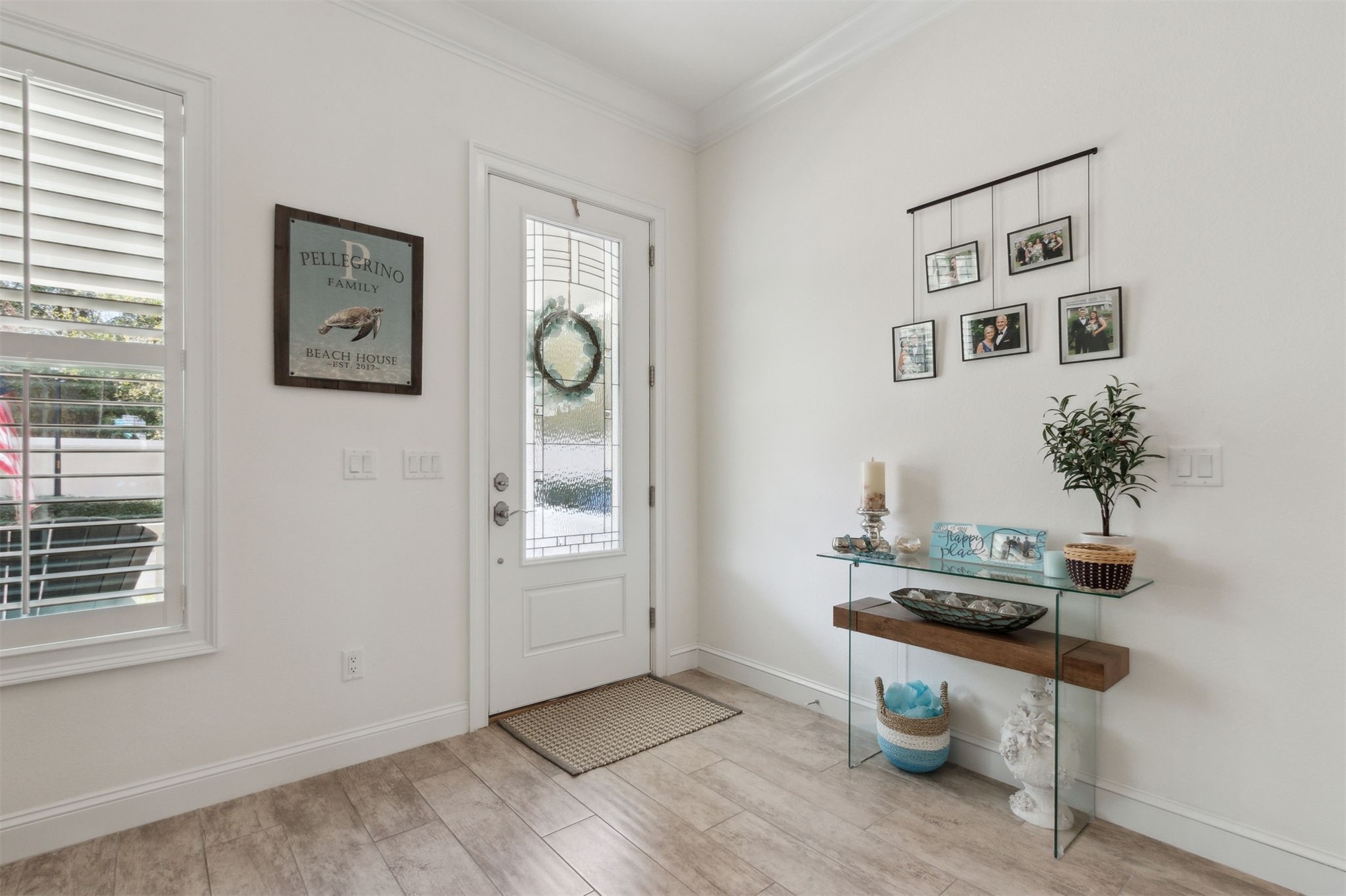 1981 AMELIA OAKS DRIVE