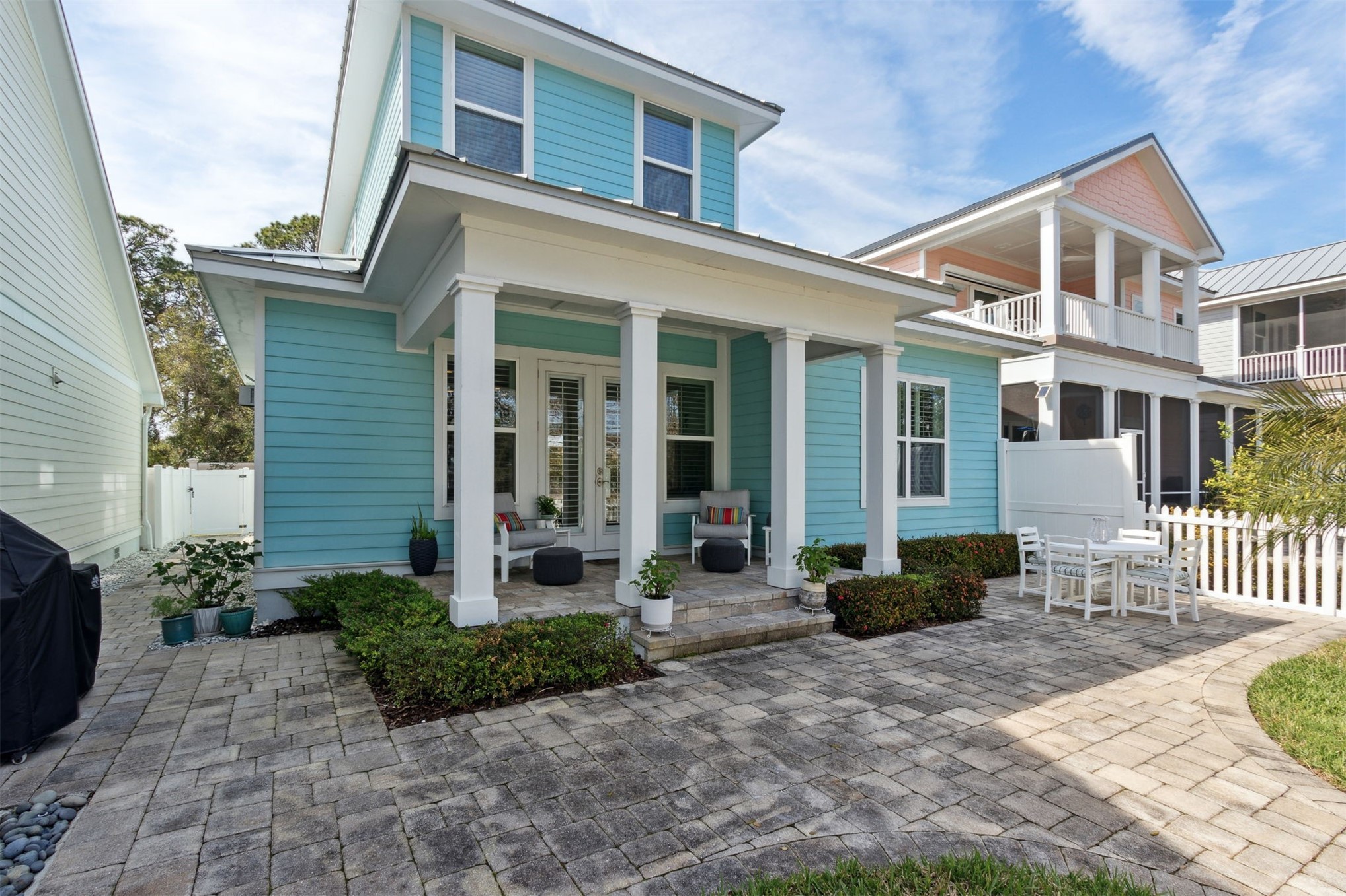 1981 AMELIA OAKS DRIVE