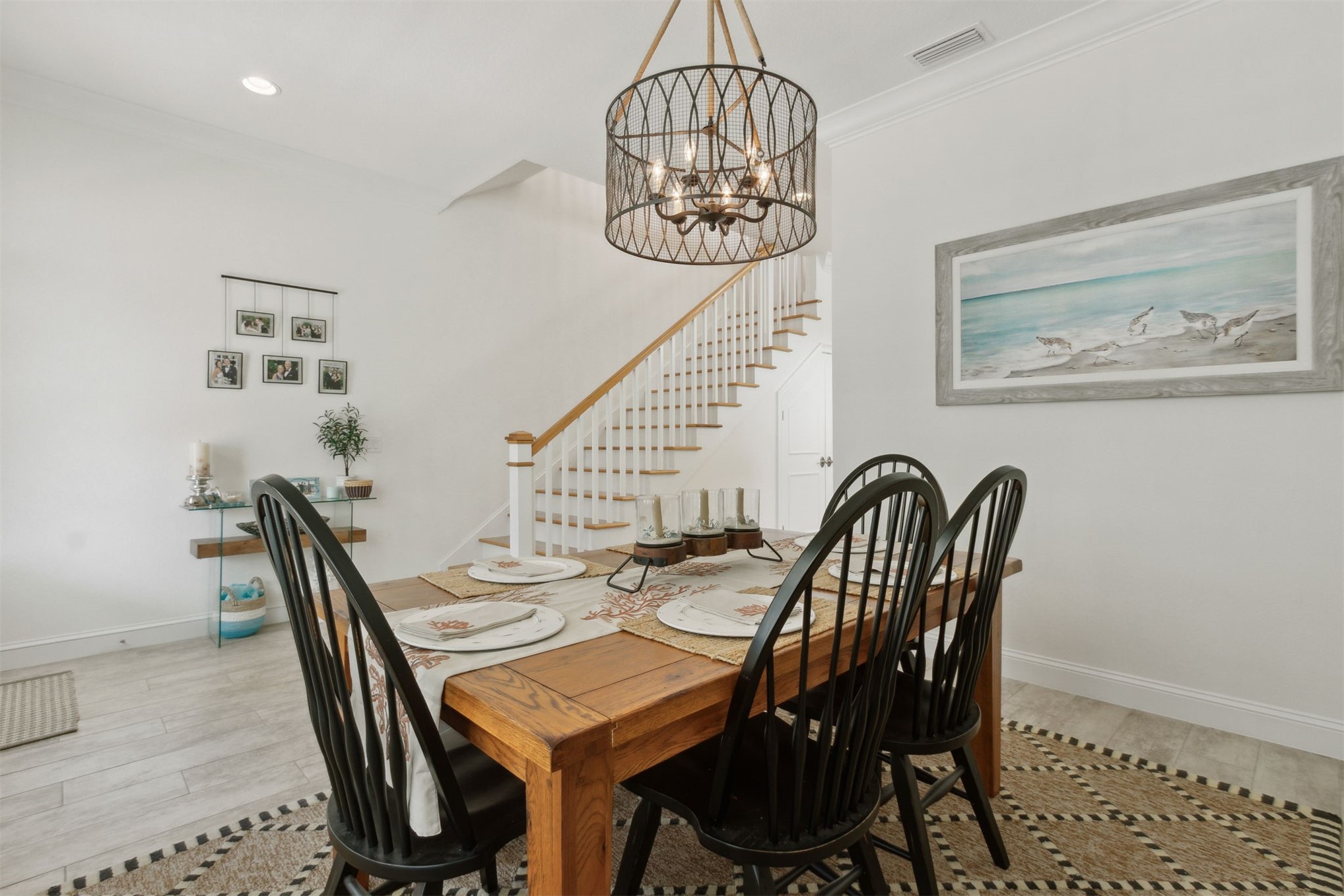 1981 AMELIA OAKS DRIVE