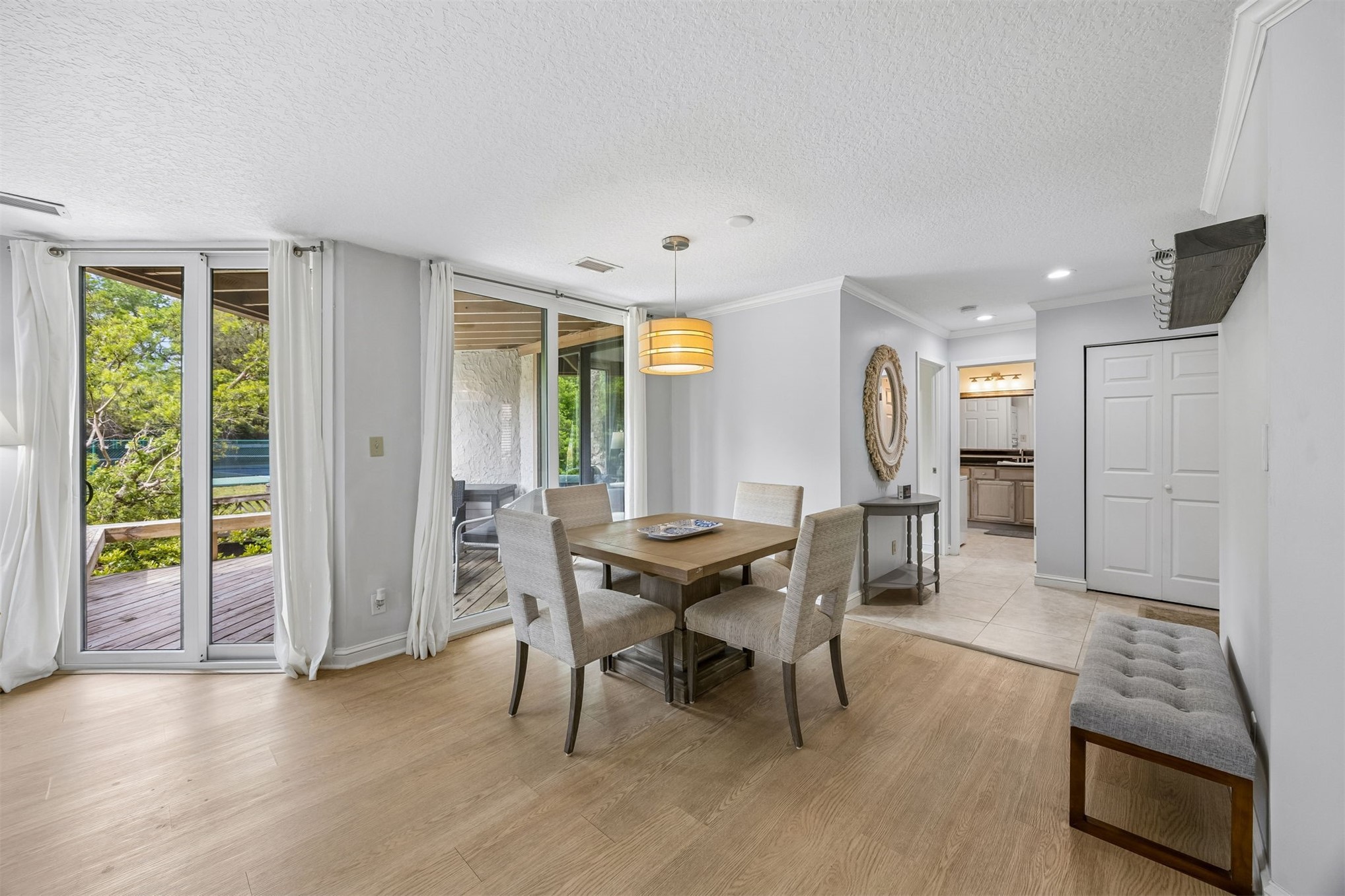 2322 / 2324 BOXWOOD LANE