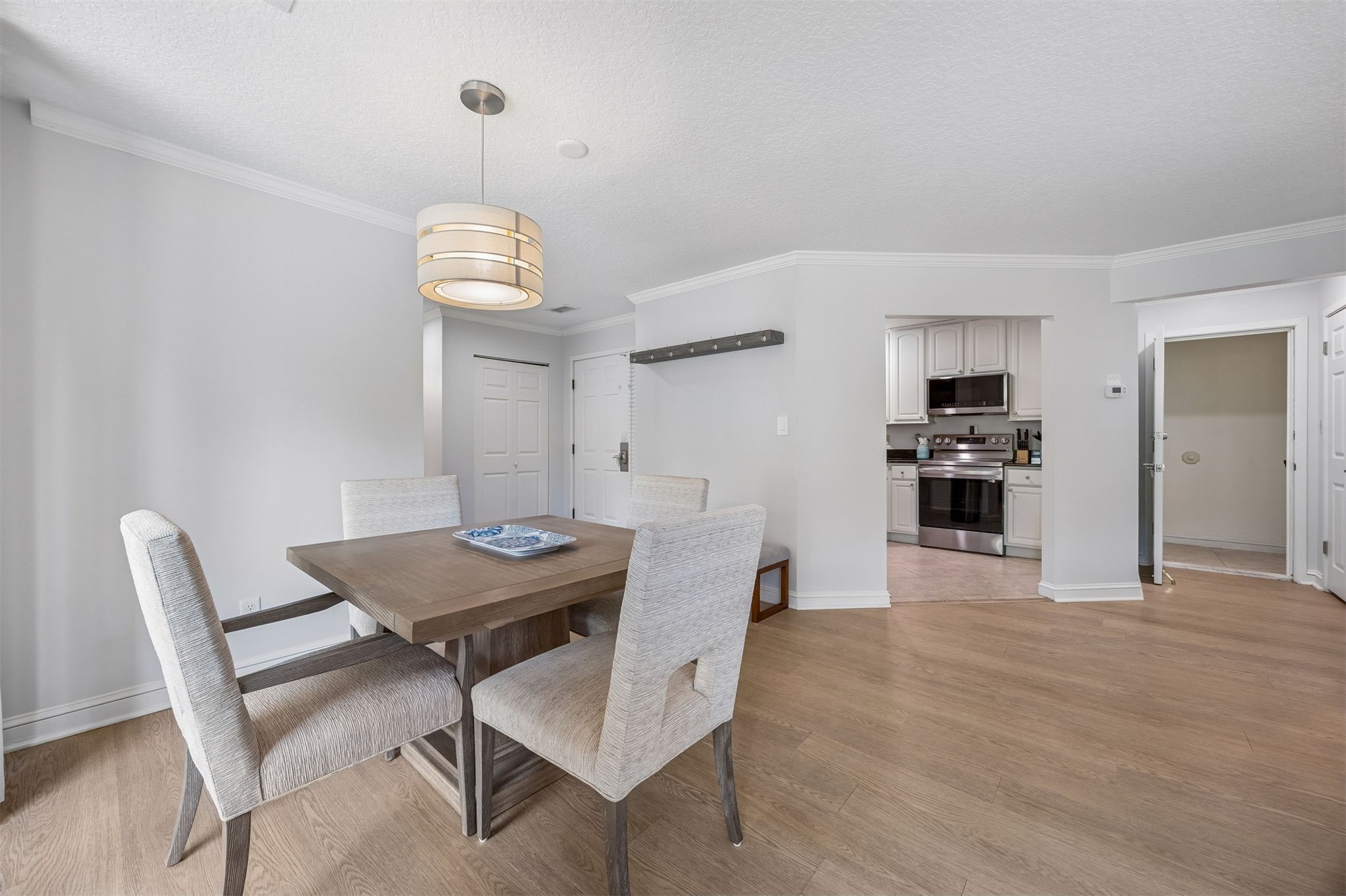 2322 / 2324 BOXWOOD LANE
