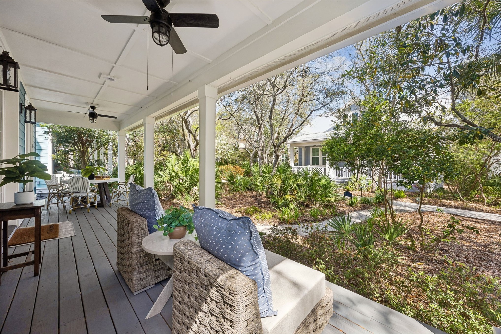 1567 OLMSTED LANE