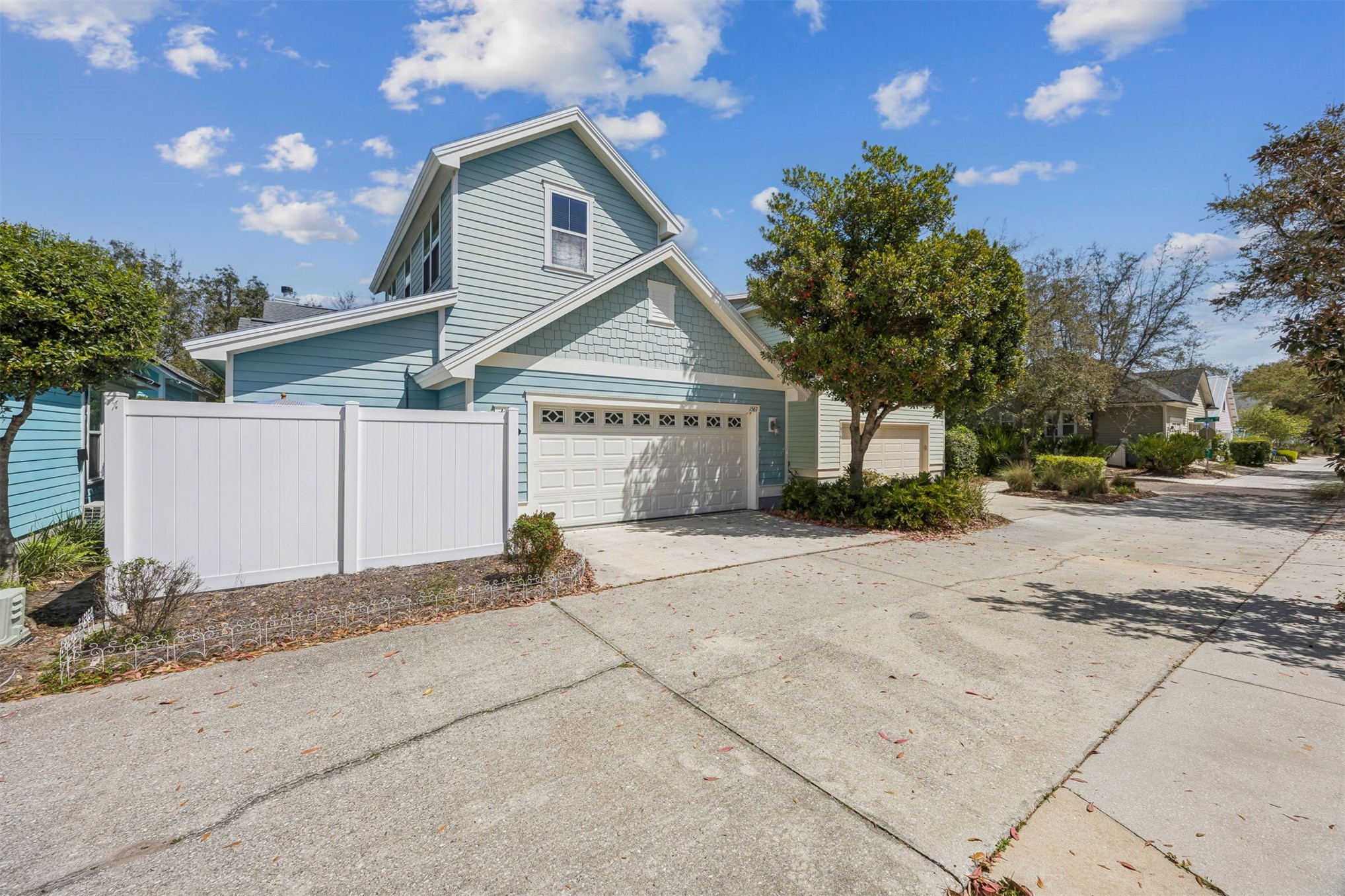 1567 OLMSTED LANE