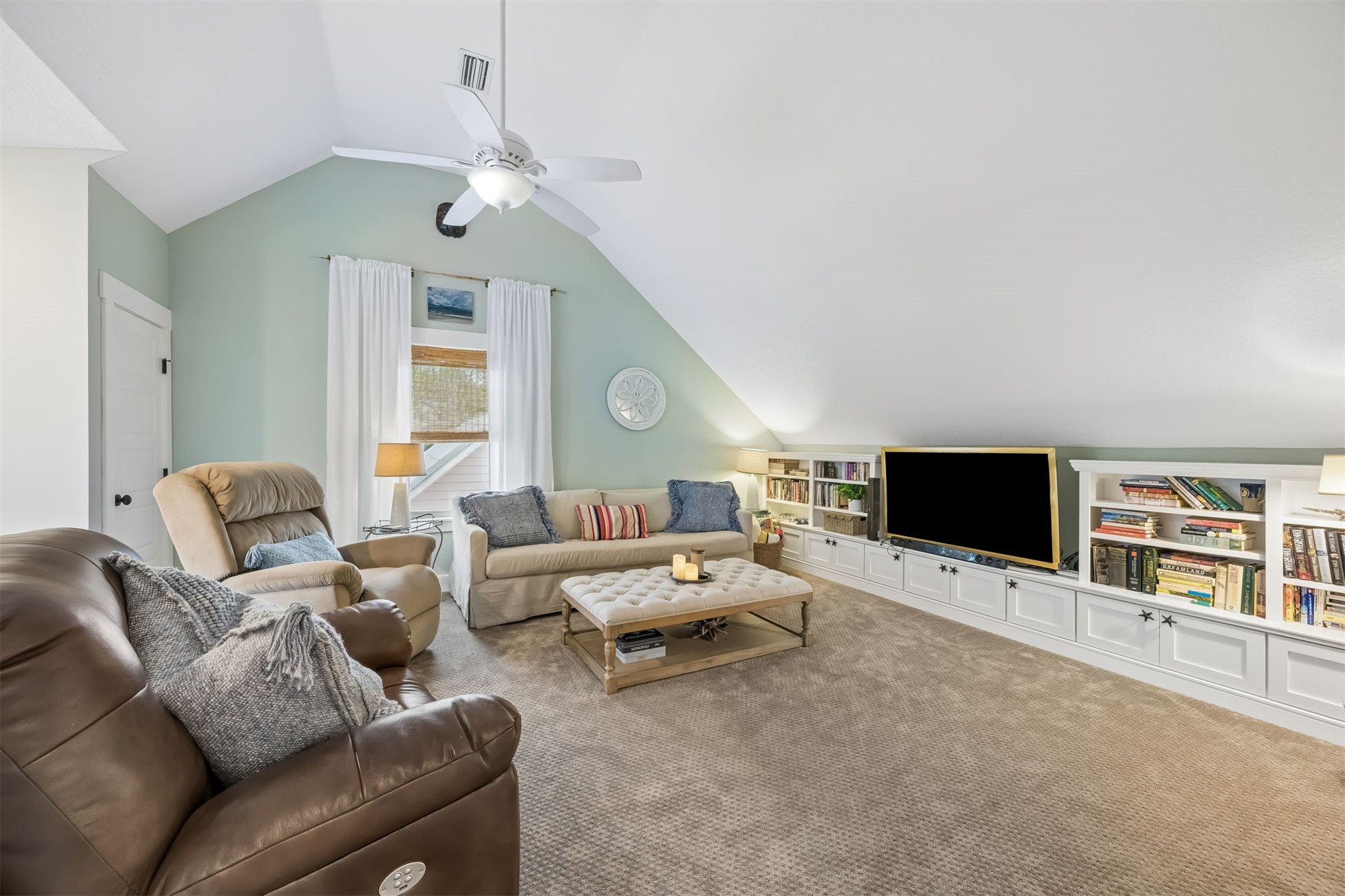 1625 OLMSTED LANE