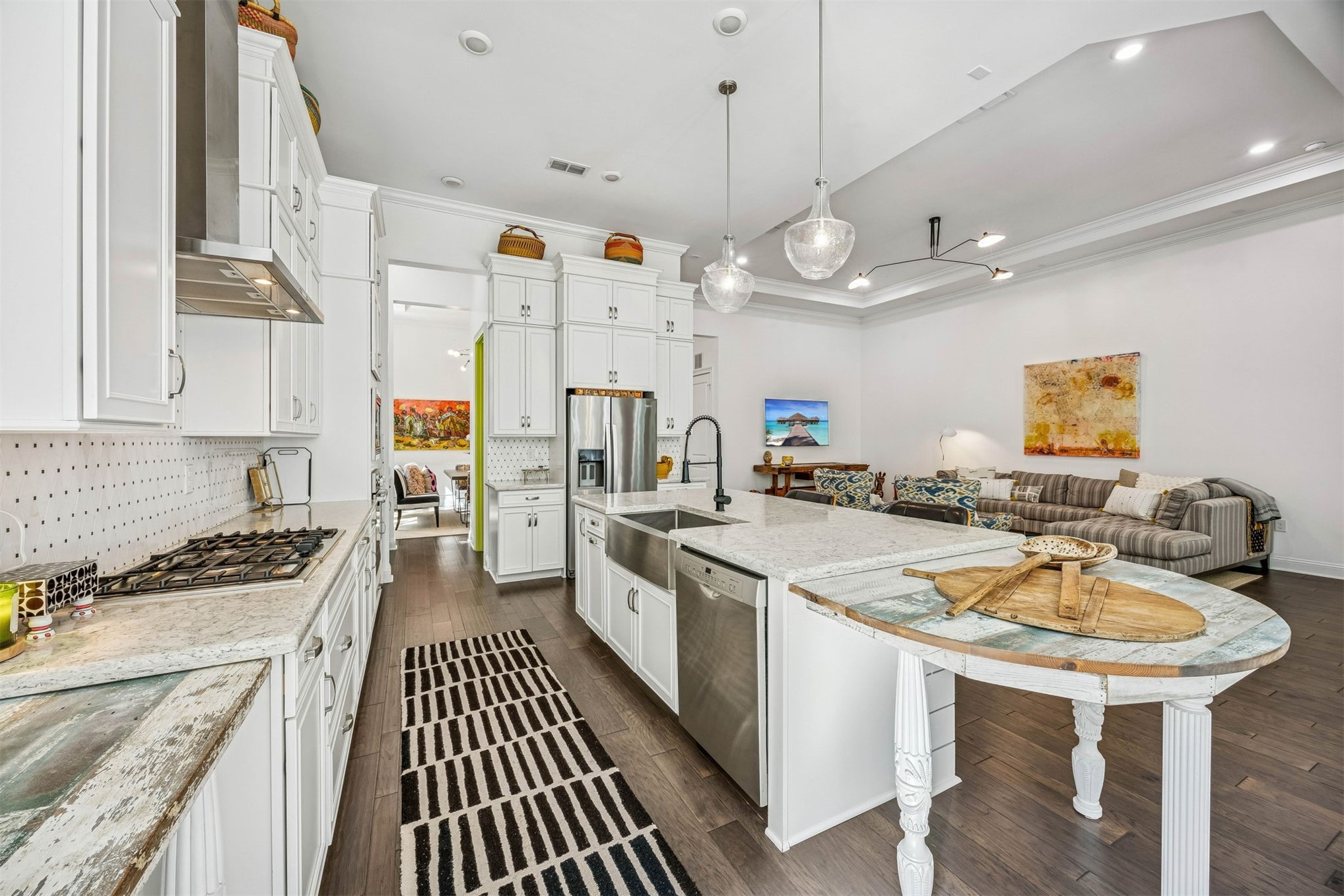 15 MOSS OAKS DRIVE