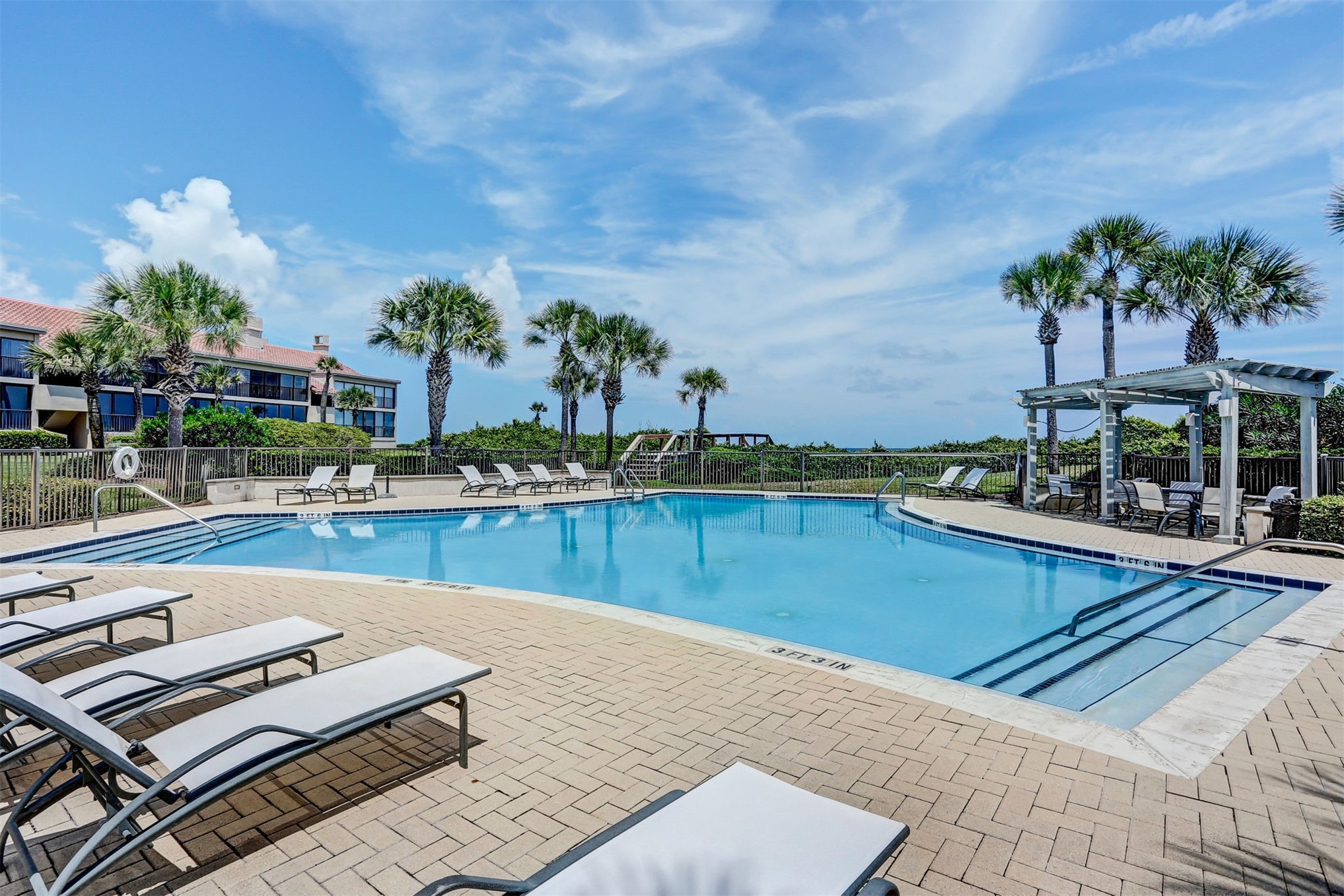 8030 FIRST COAST HIGHWAY 204