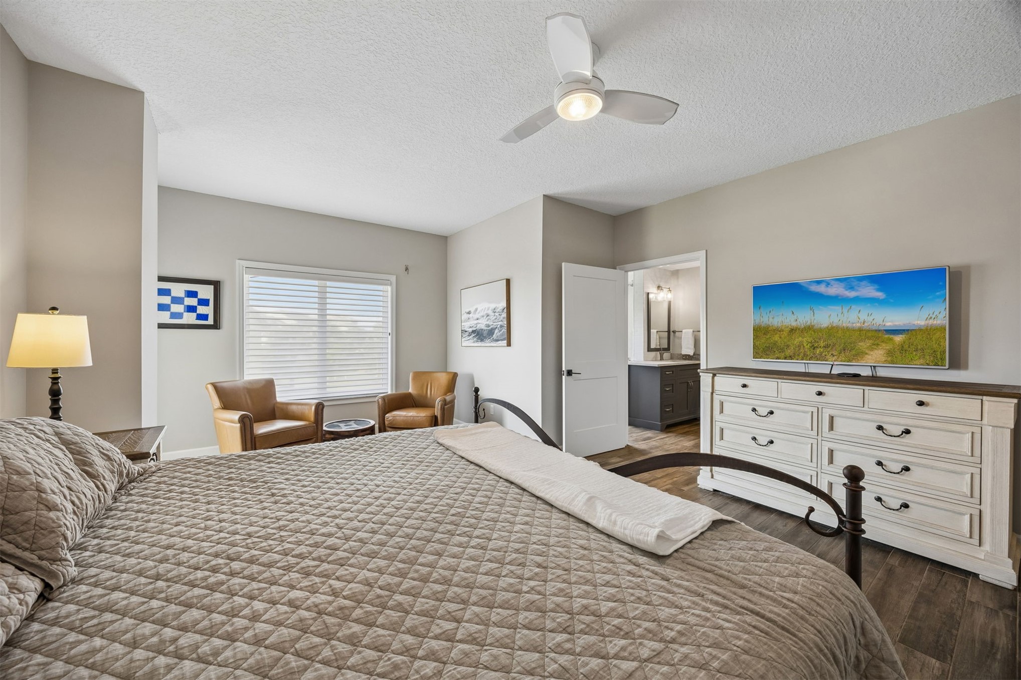8030 FIRST COAST HIGHWAY 204