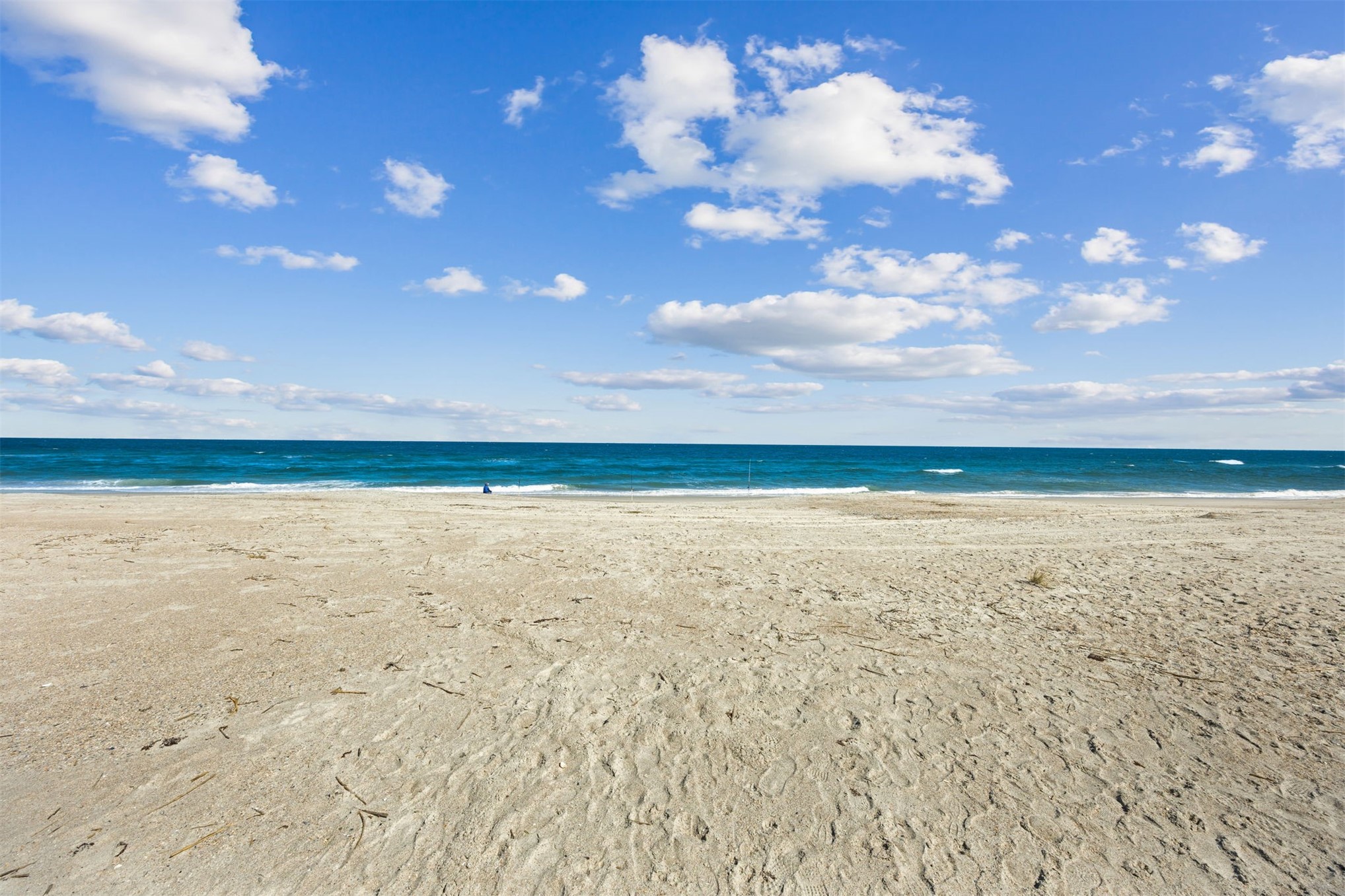 8030 FIRST COAST HIGHWAY 204