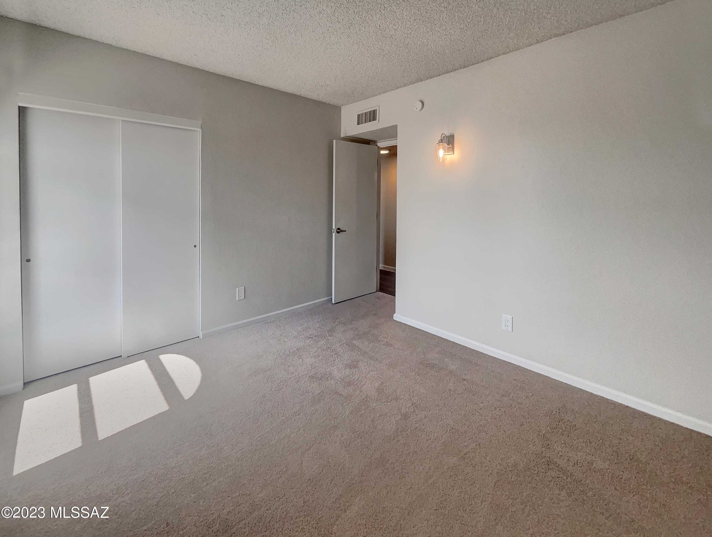 8995 E Holmes Street