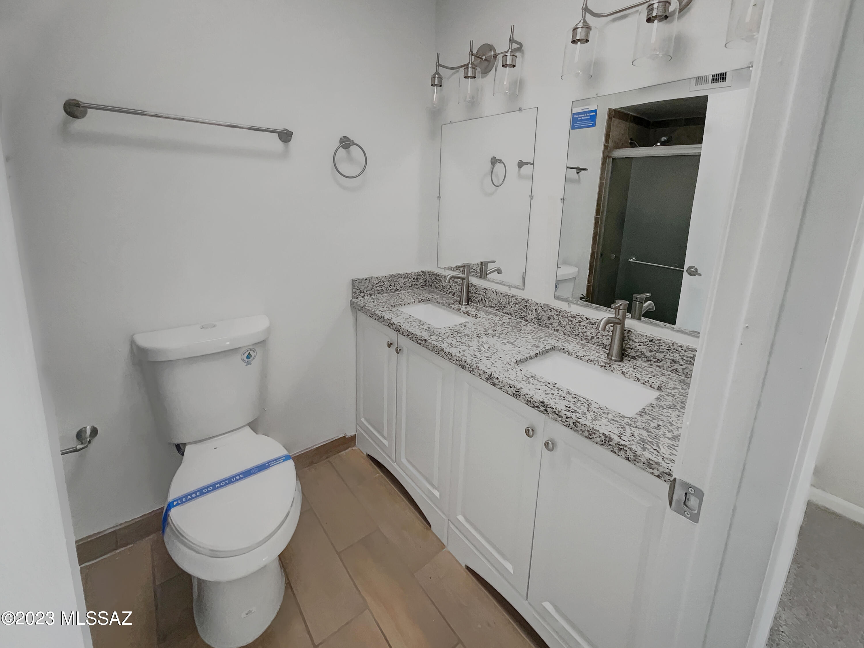 8995 E Holmes Street