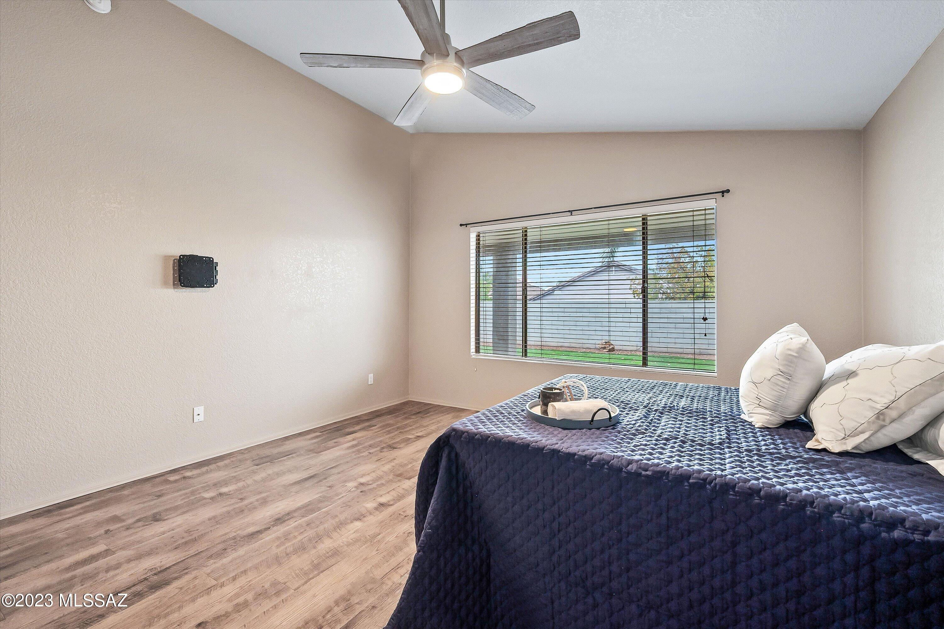 10164 E Falcon Point Drive