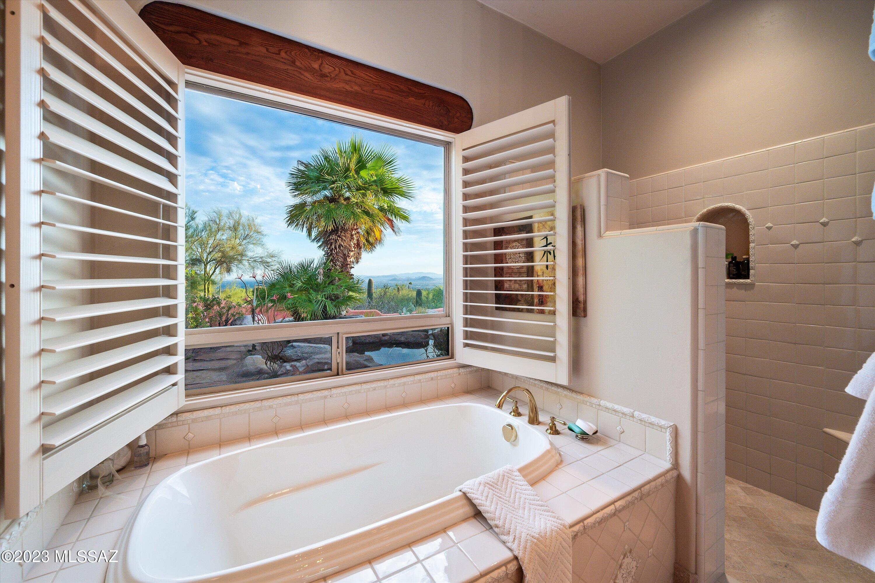 3270 E Wind Song Place