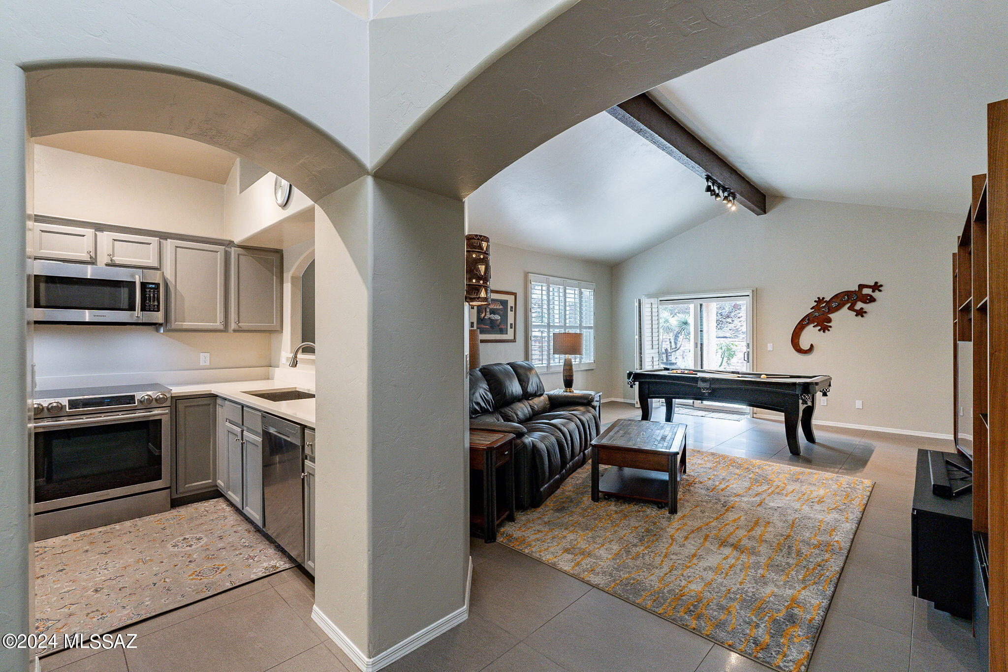 216 E Crooked Stick Drive