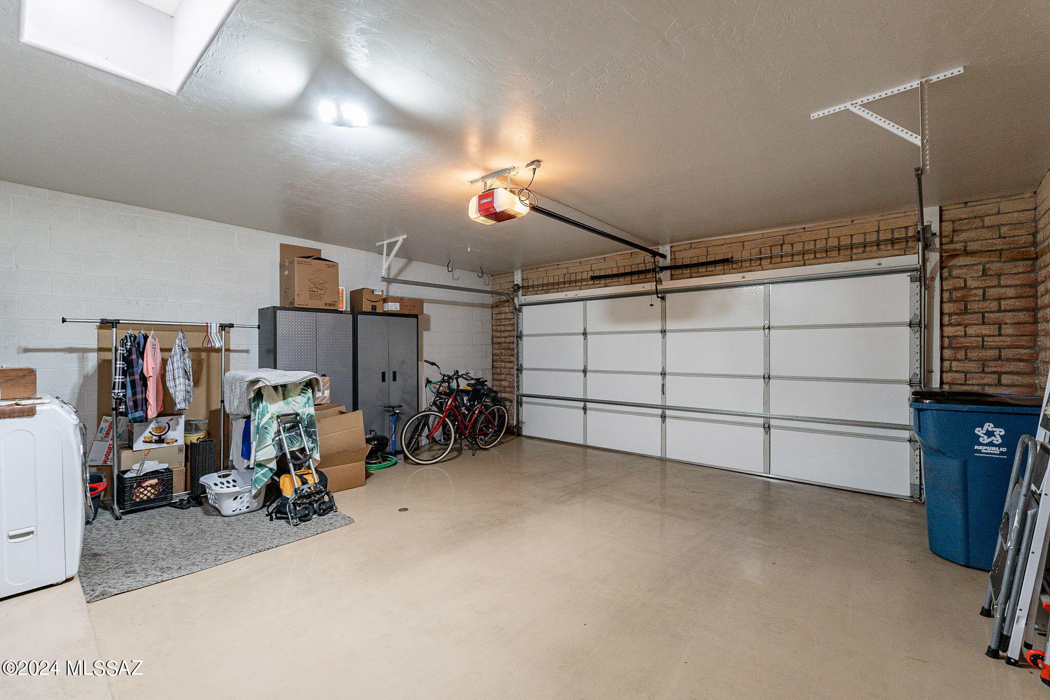 216 E Crooked Stick Drive