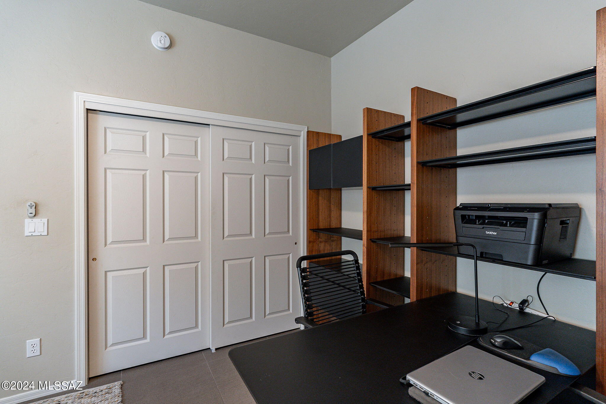 216 E Crooked Stick Drive