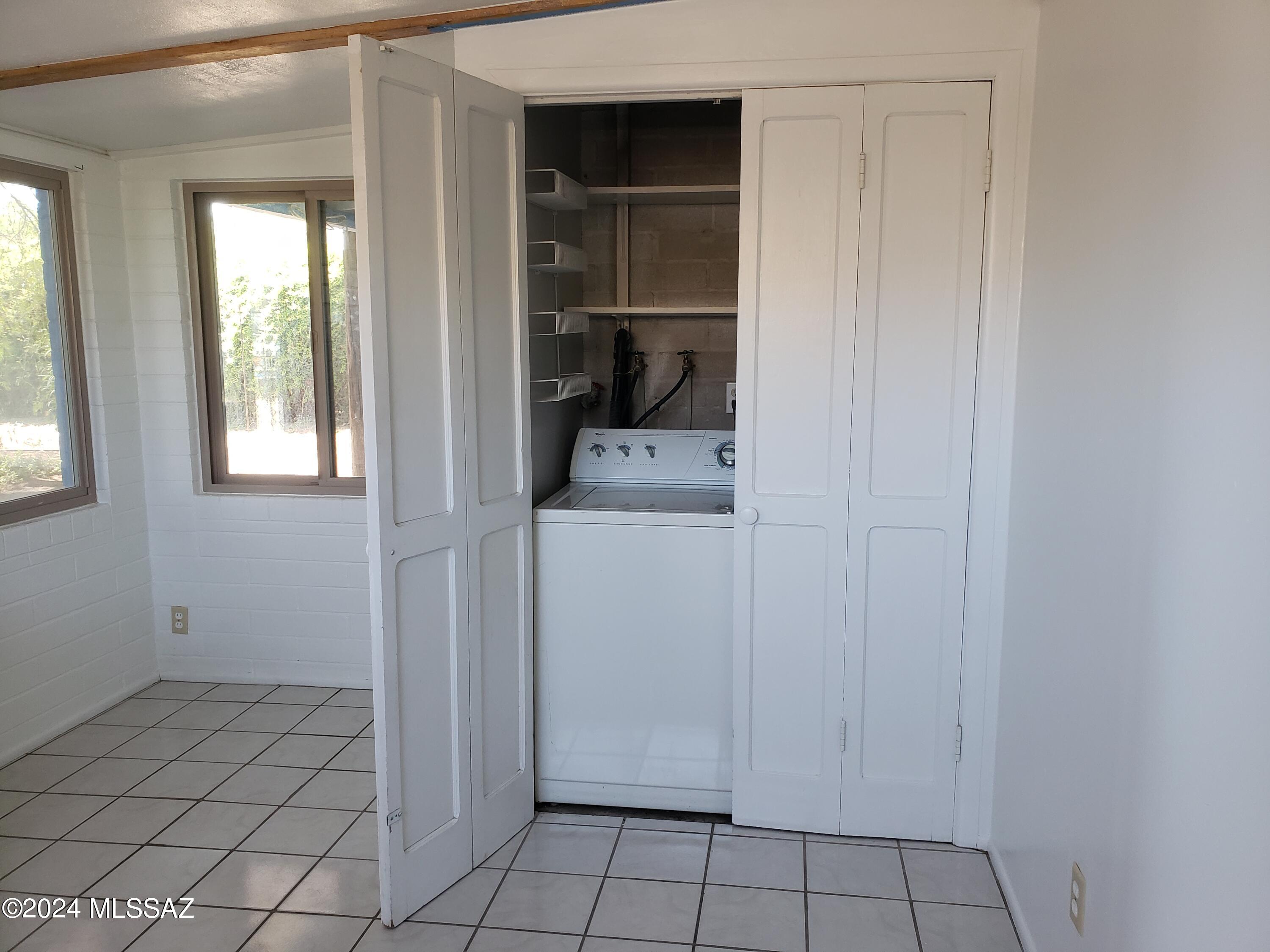 2618 N Sparkman Boulevard