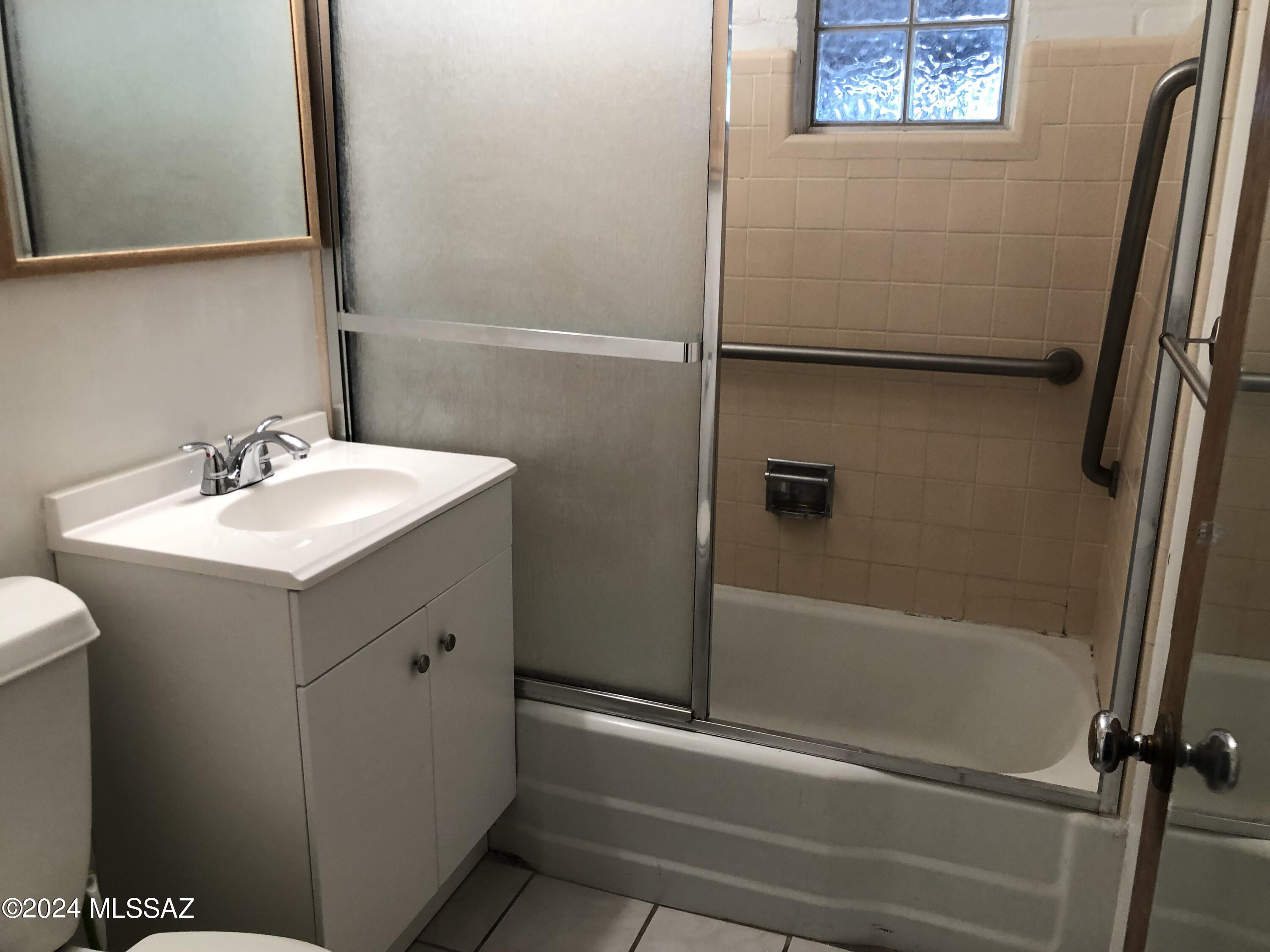 2618 N Sparkman Boulevard