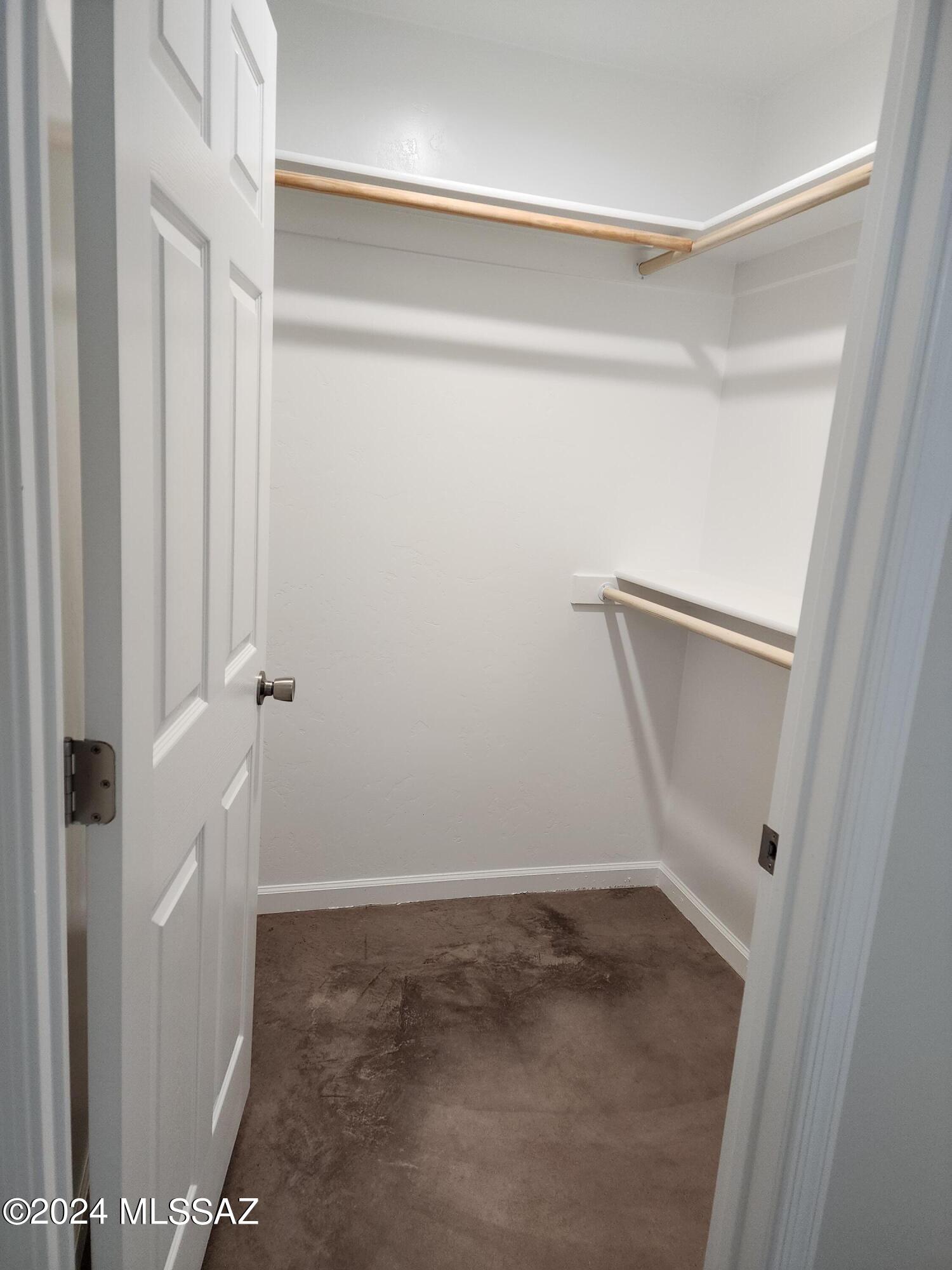 2618 N Sparkman Boulevard