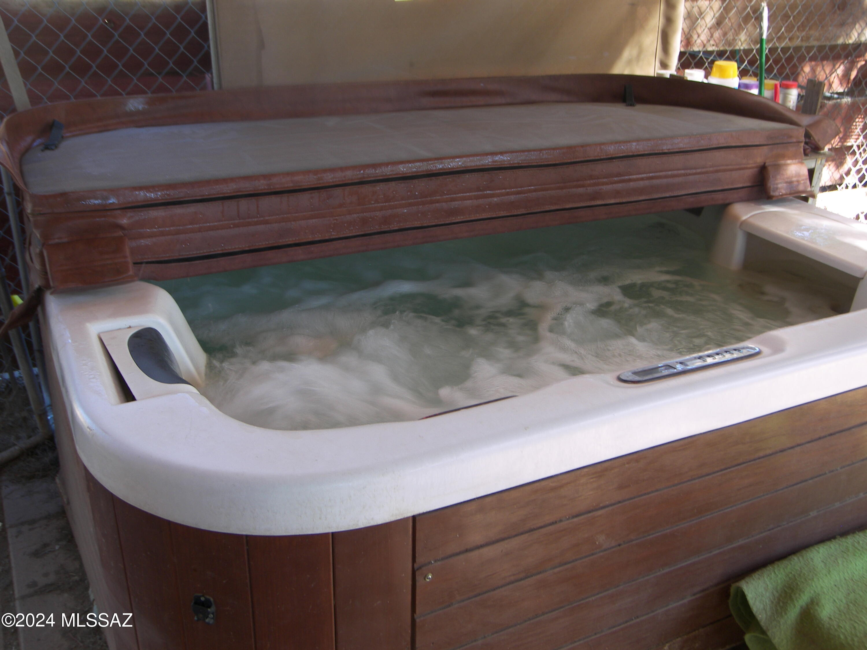 2618 N Sparkman Boulevard