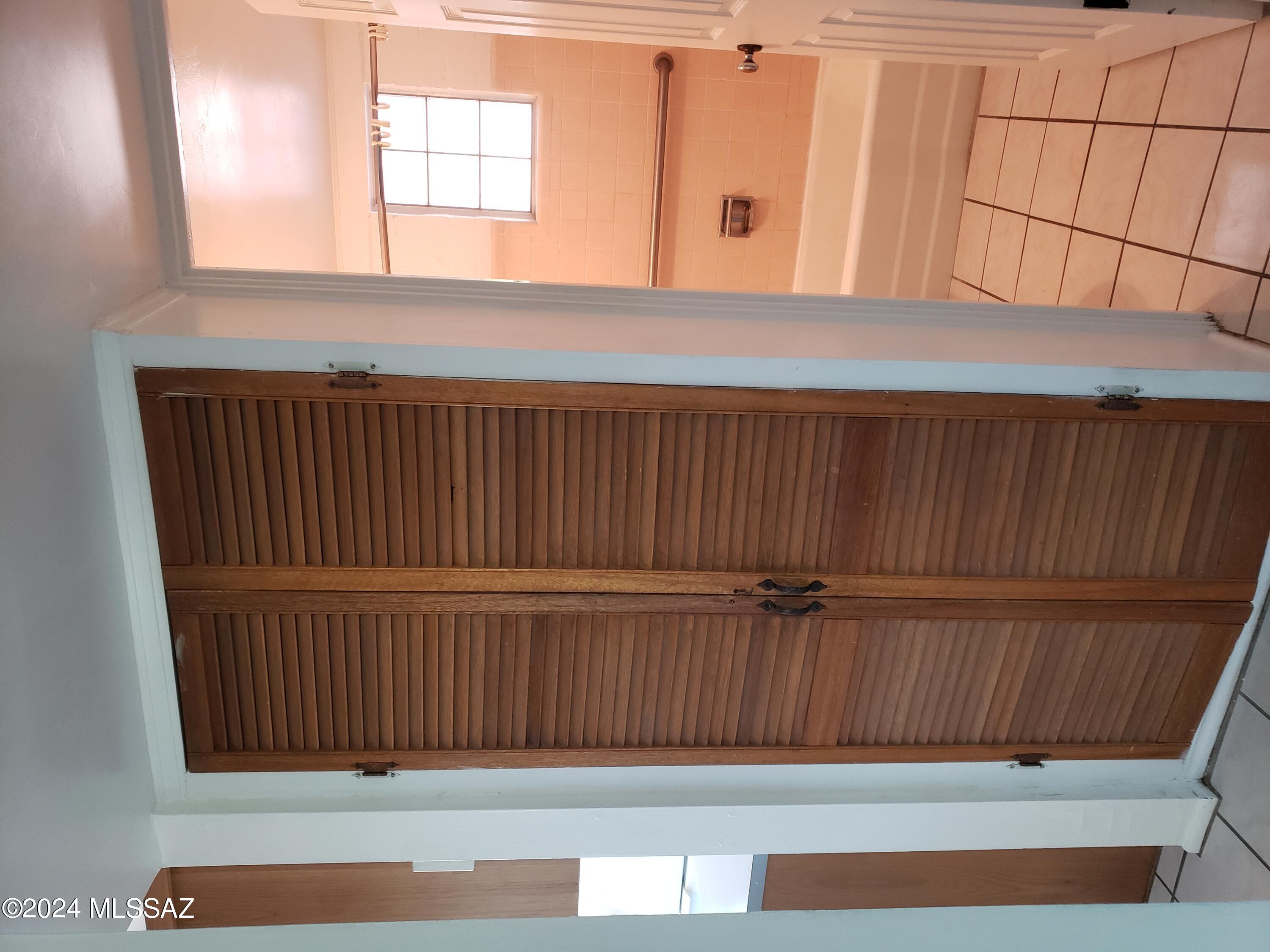 2618 N Sparkman Boulevard