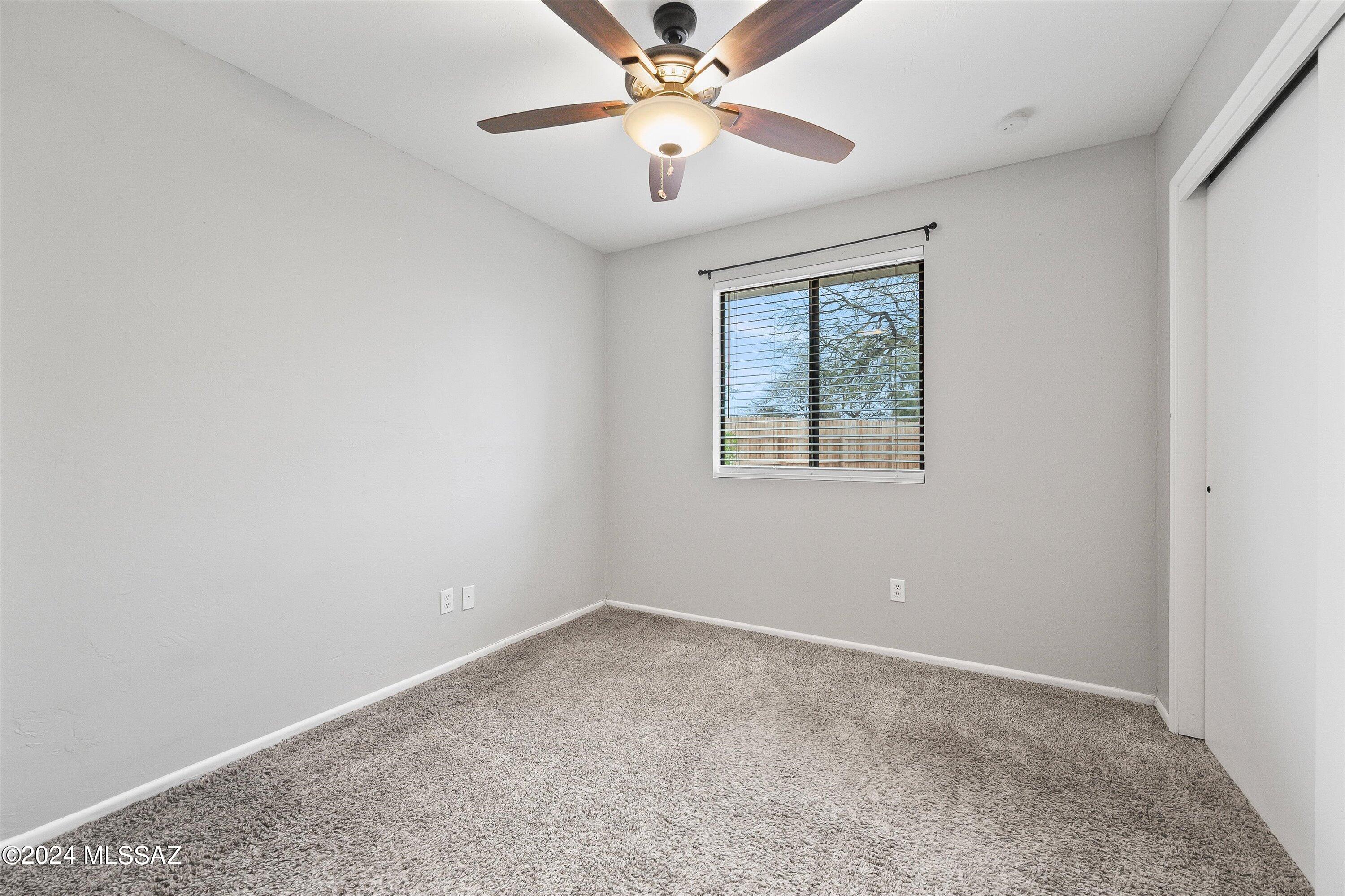 3115 W Calle Toronja