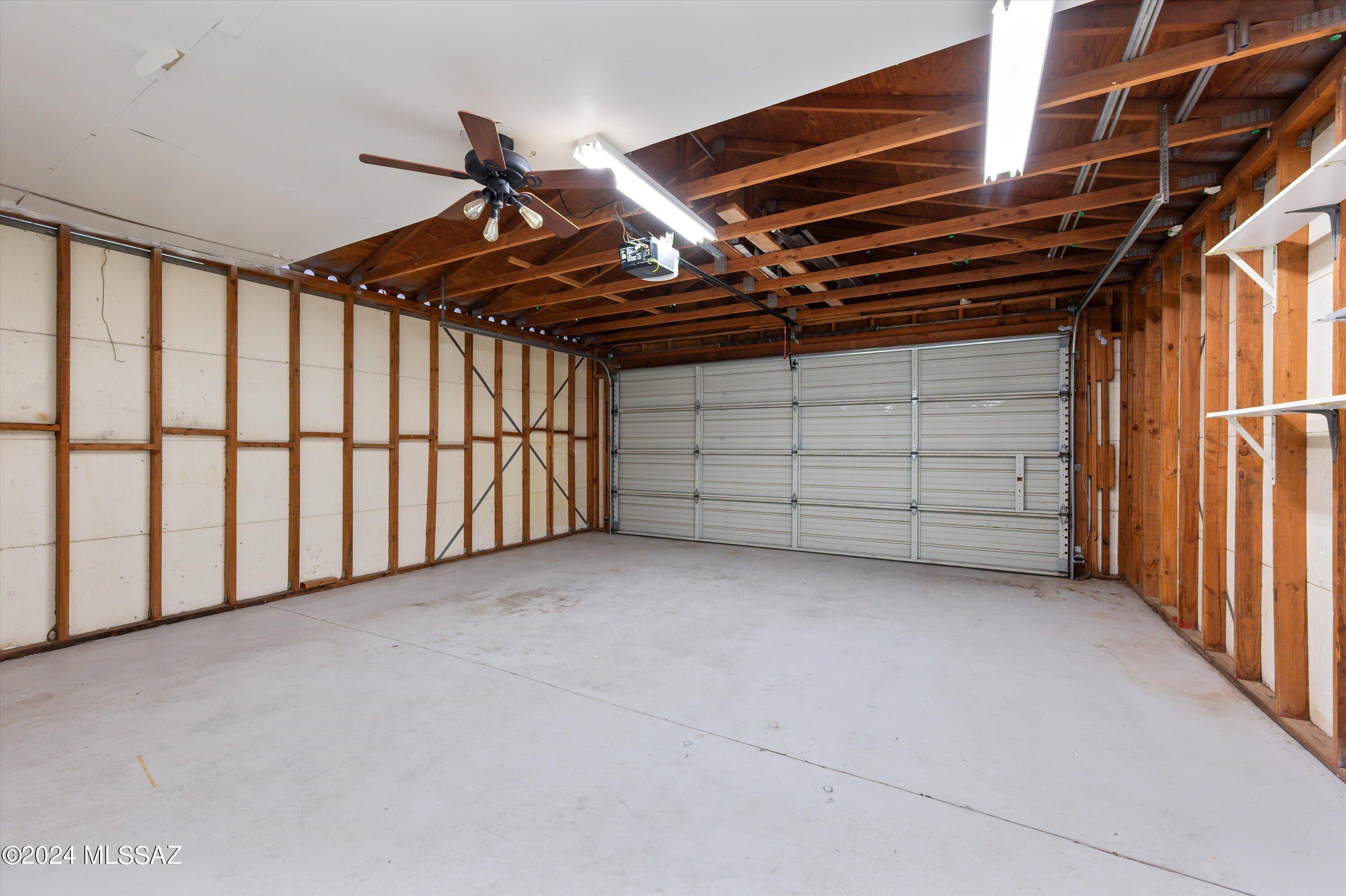 3115 W Calle Toronja