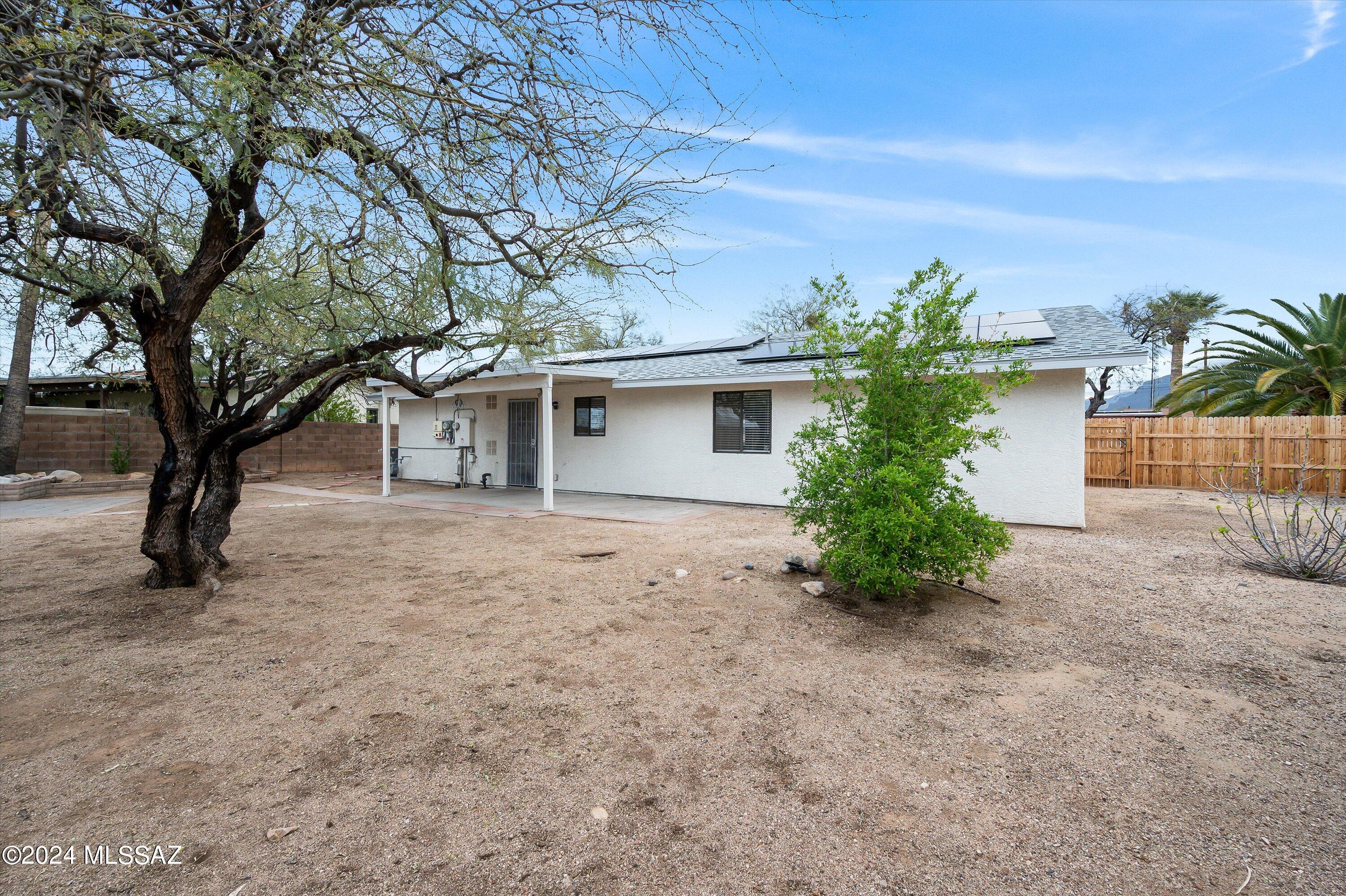 3115 W Calle Toronja