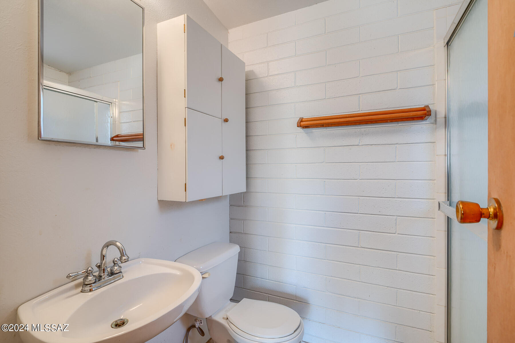 6950 E Hawthorne Street