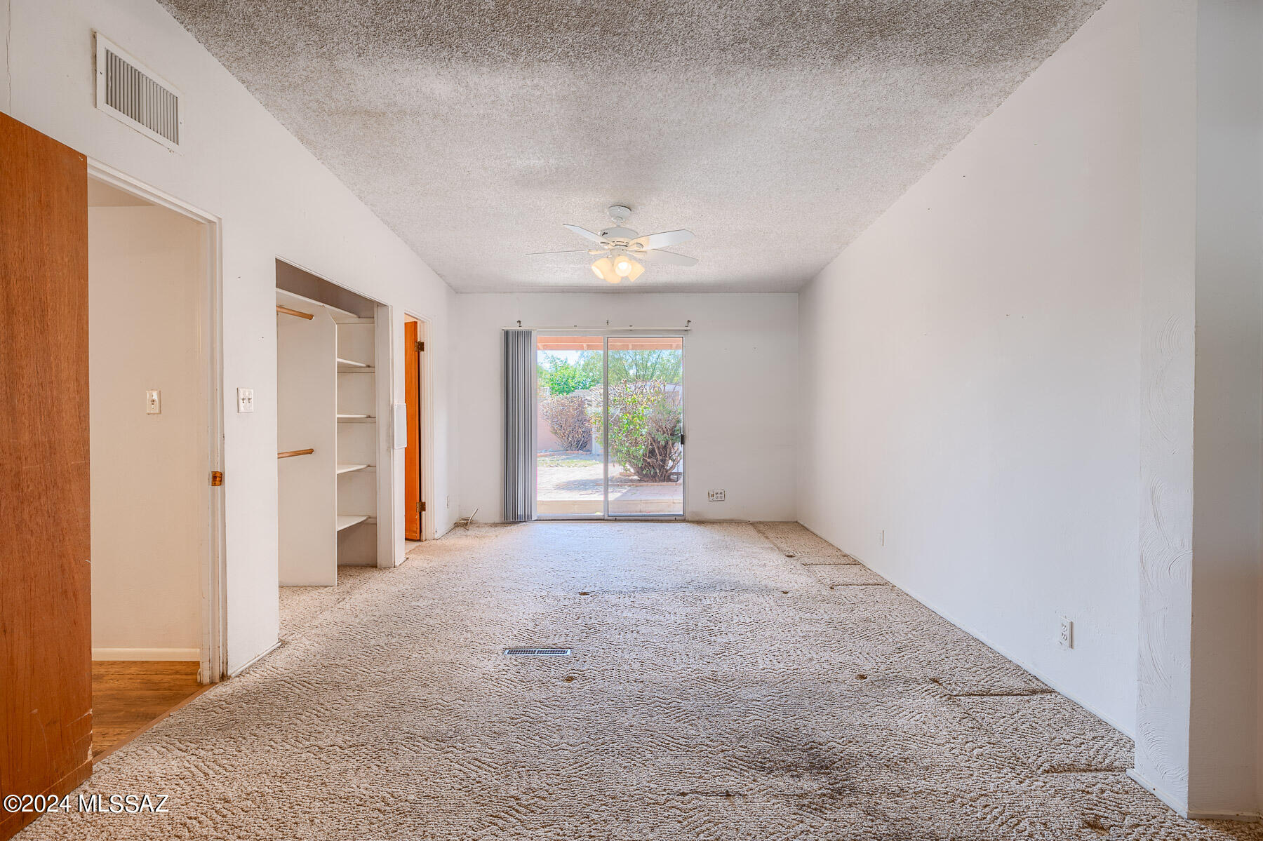 6950 E Hawthorne Street