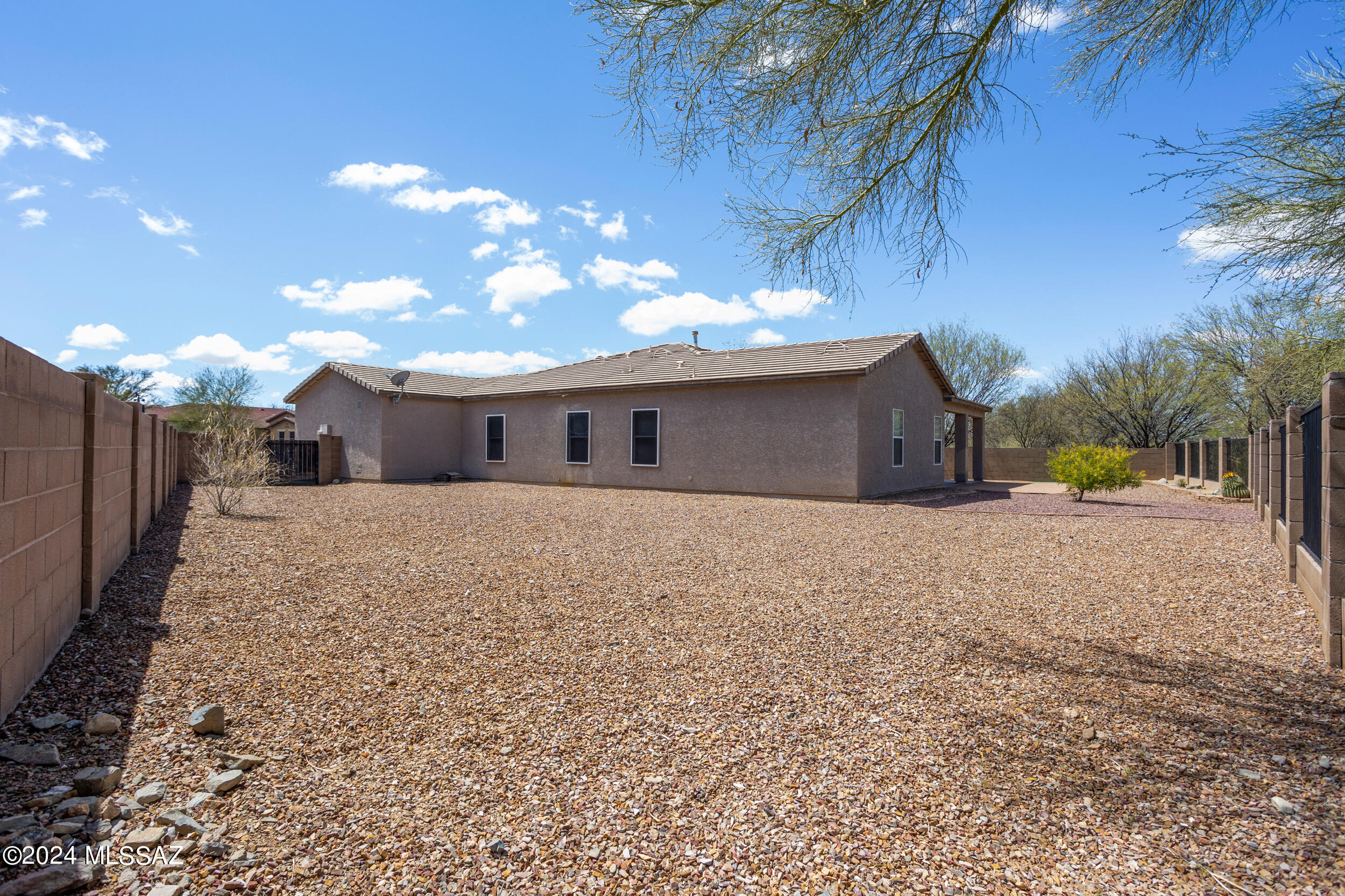 431 E Sterling Canyon Drive