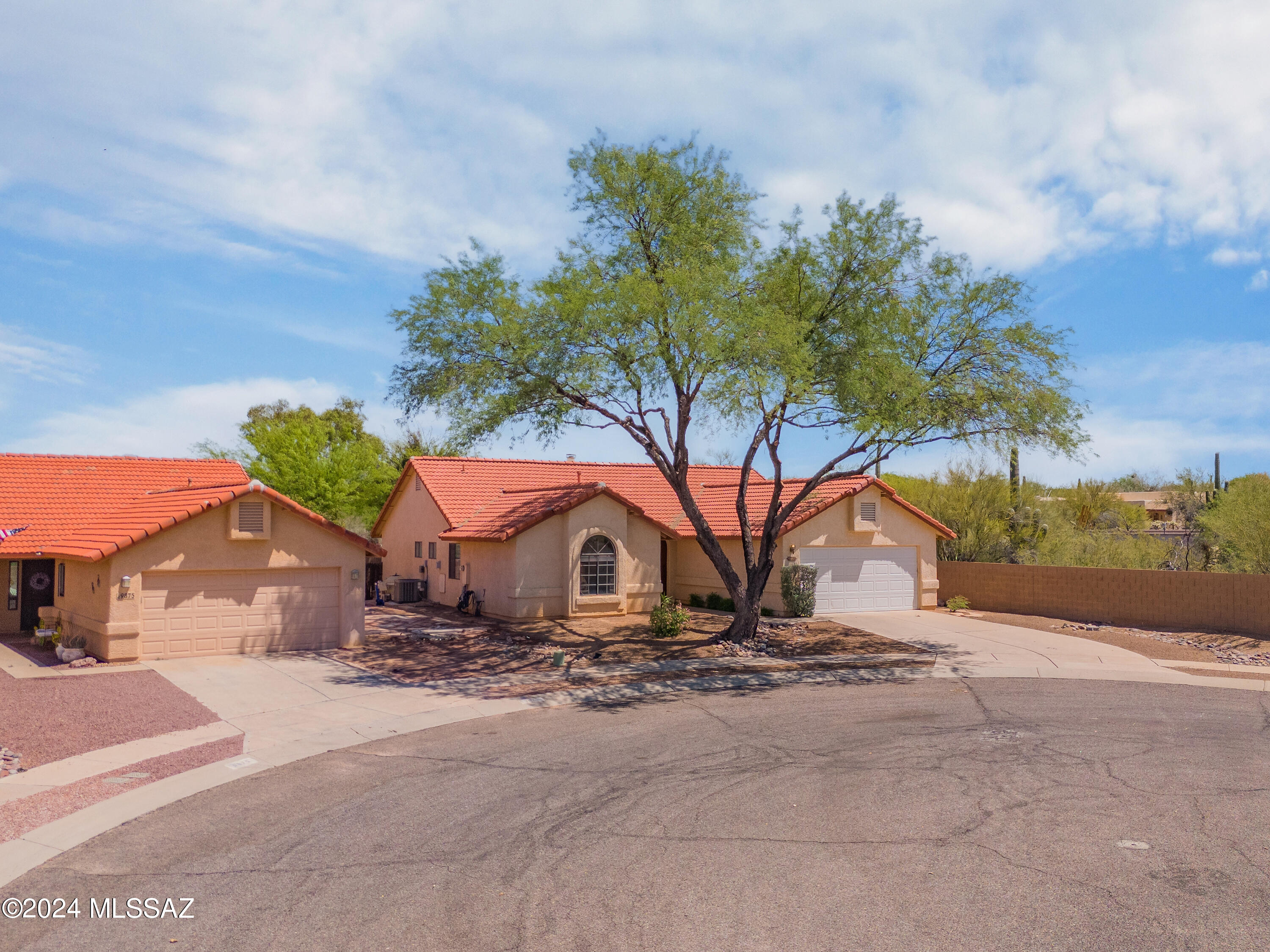 9883 N Stone Creek Place