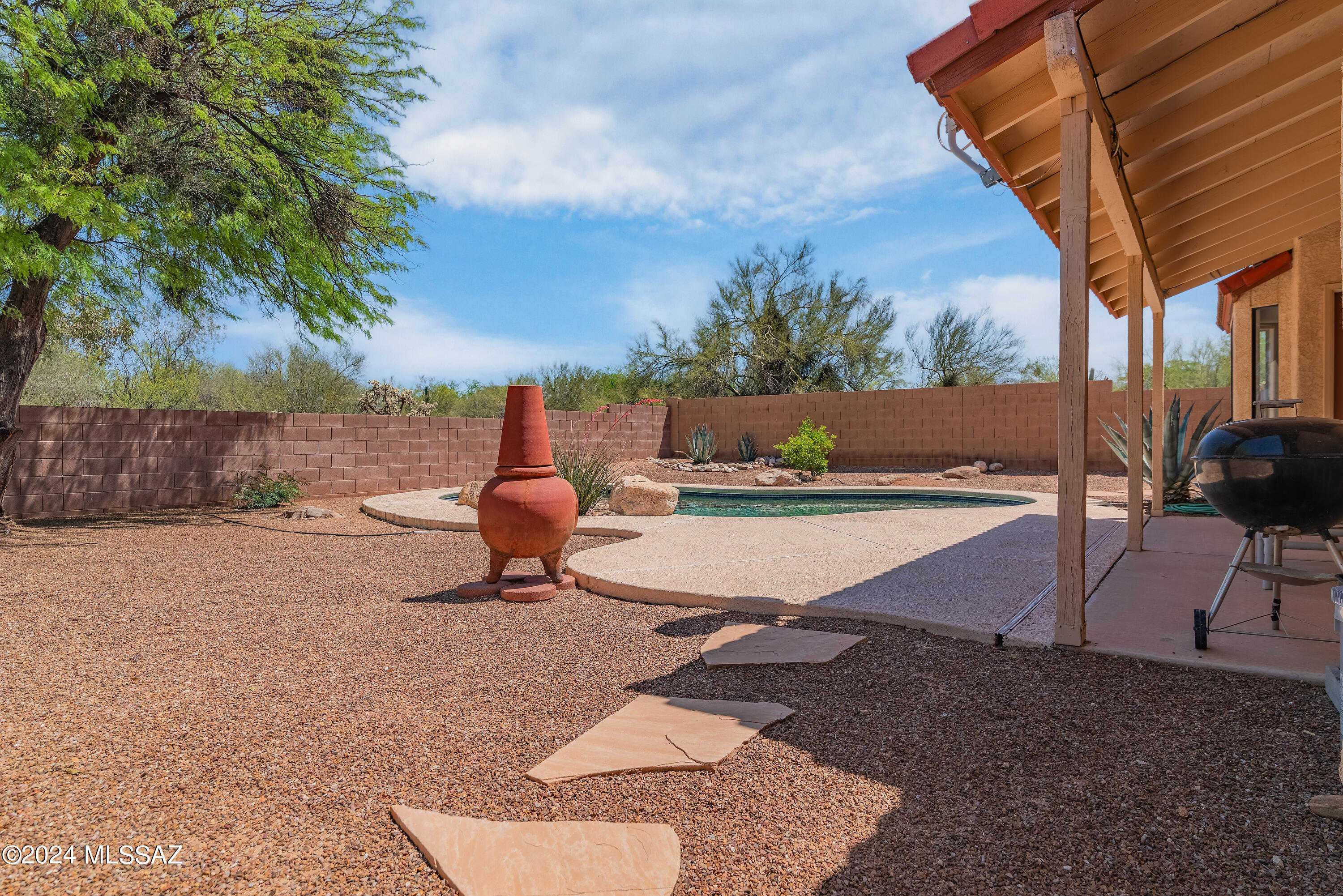 9883 N Stone Creek Place