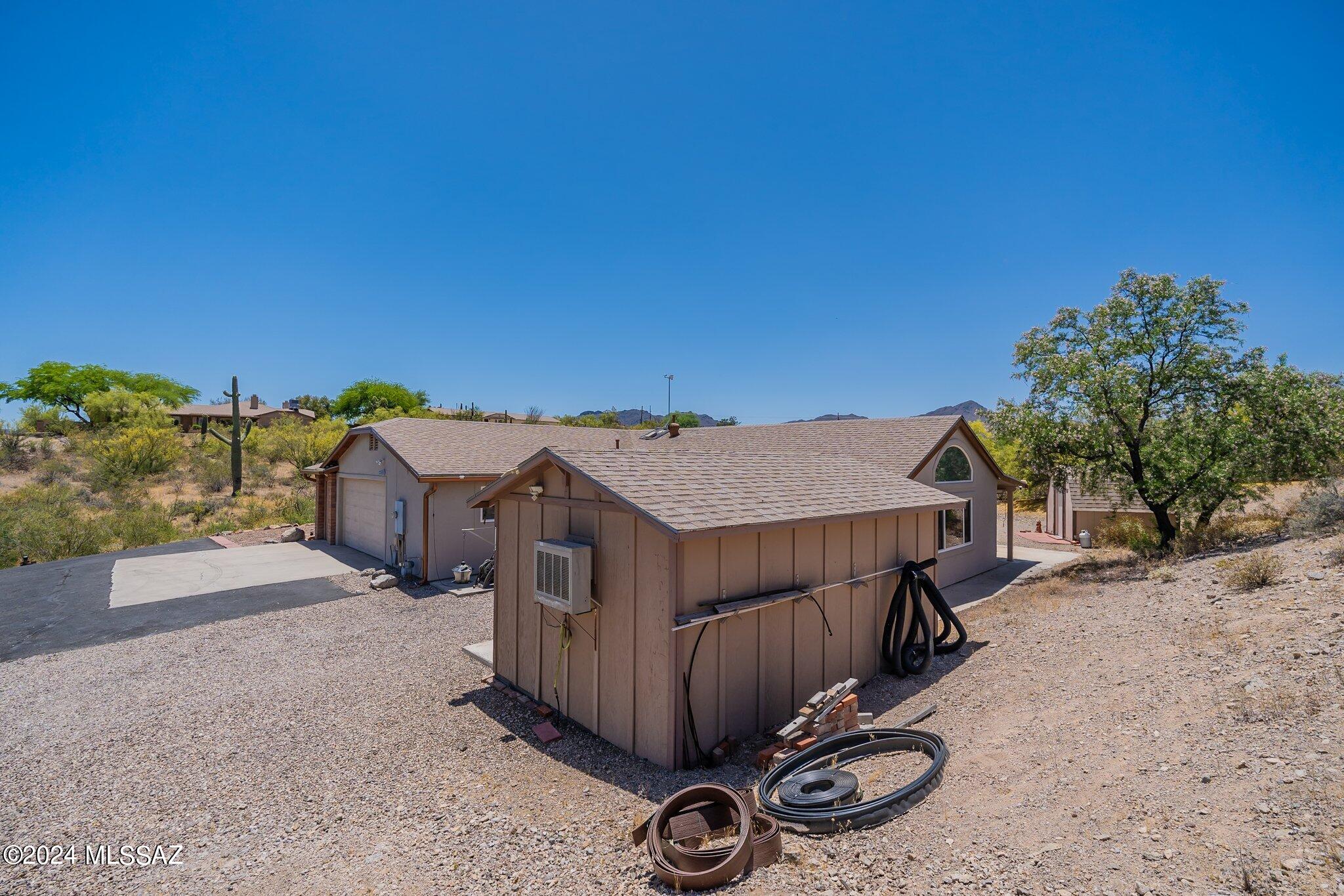 5302 W Avenida Comba