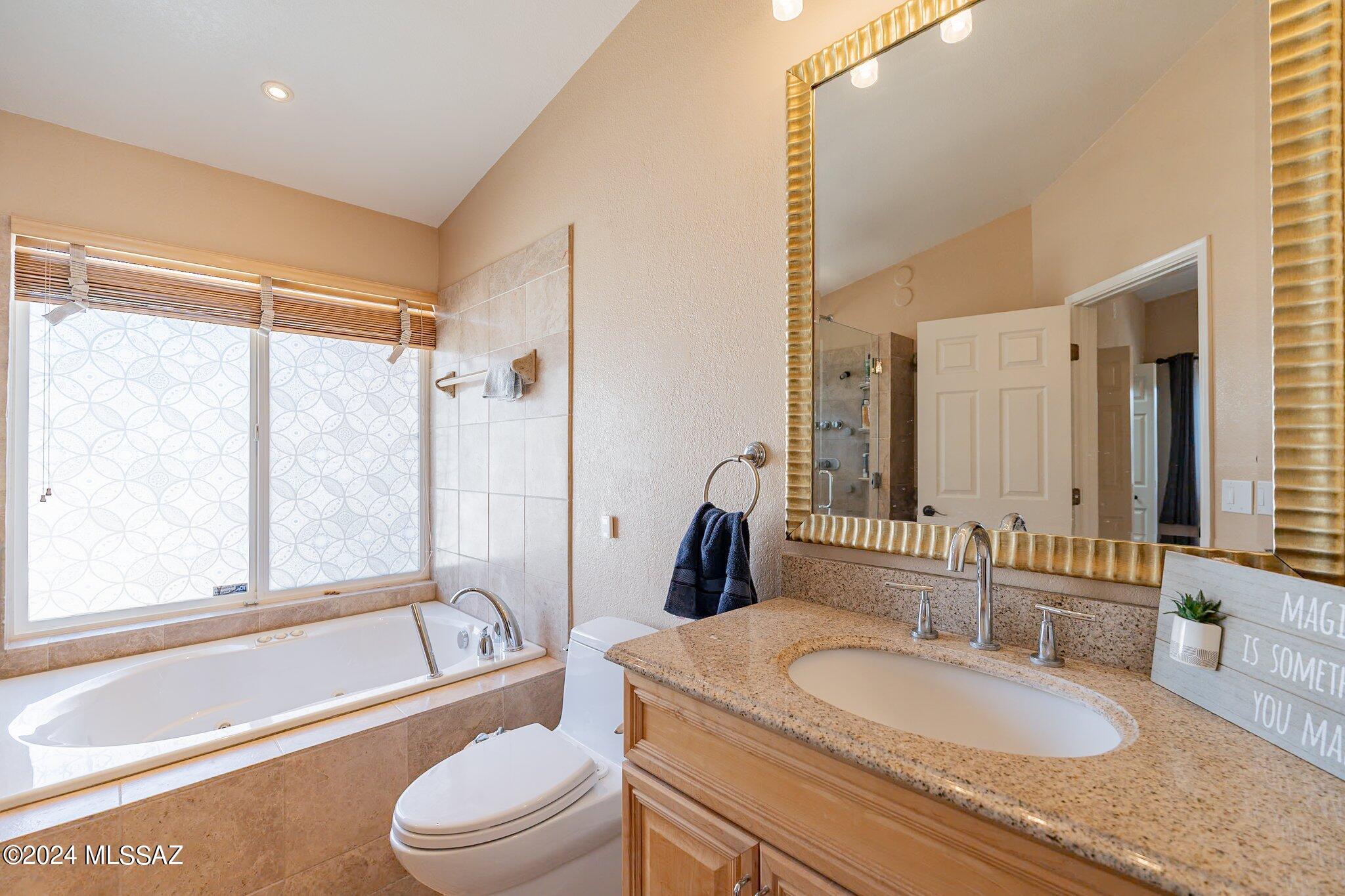 5302 W Avenida Comba