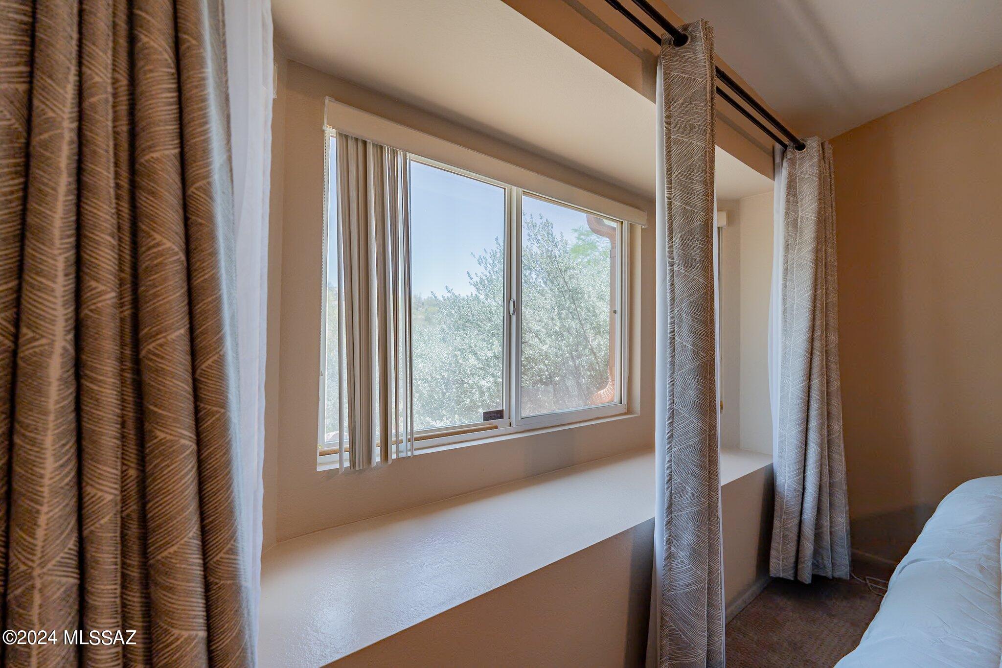 5302 W Avenida Comba