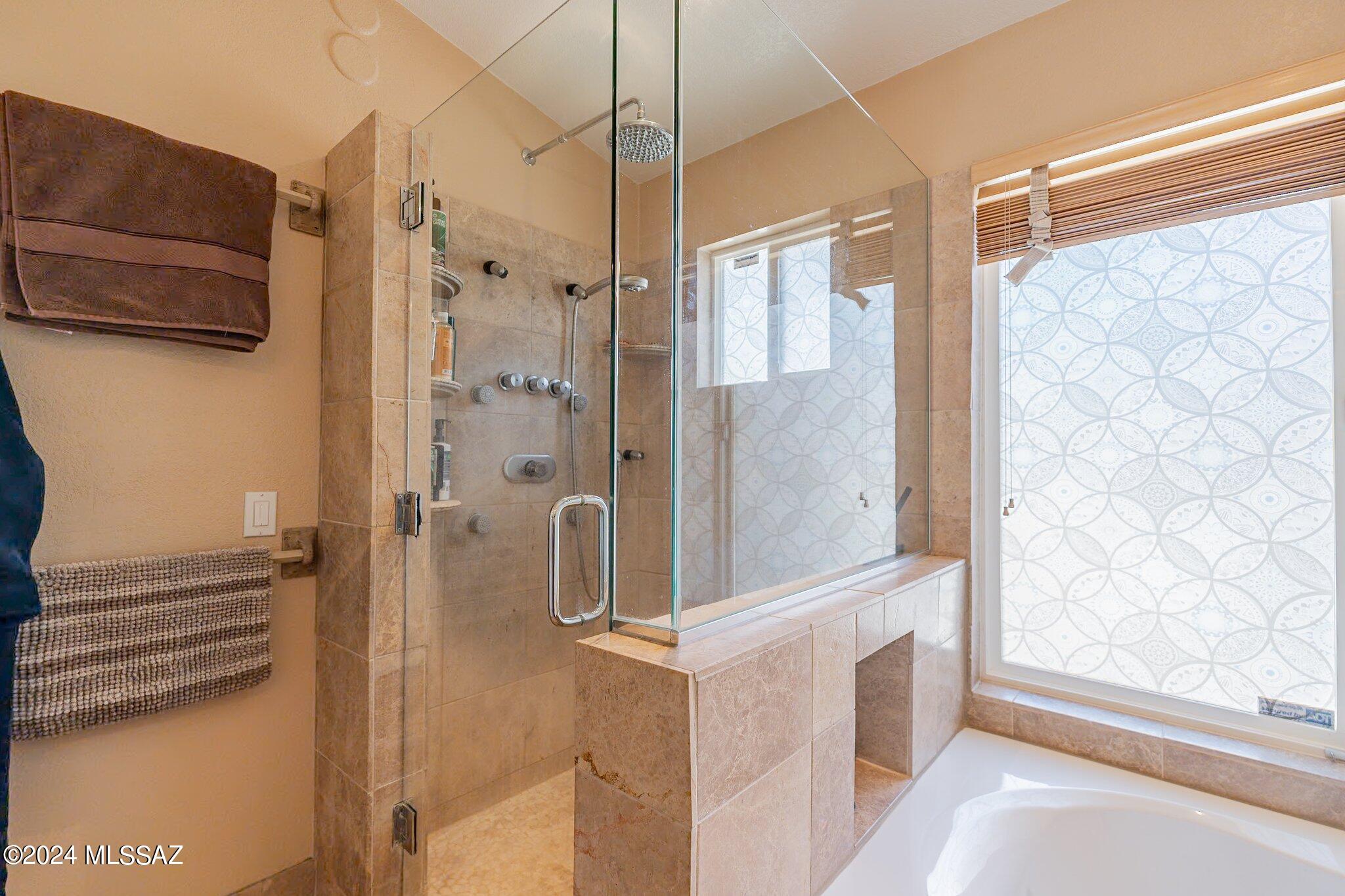 5302 W Avenida Comba