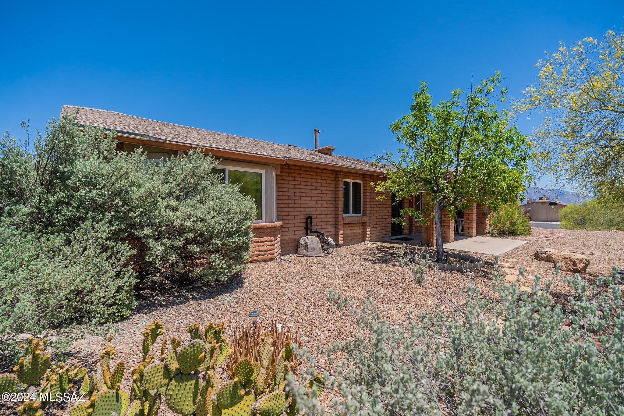 5302 W Avenida Comba