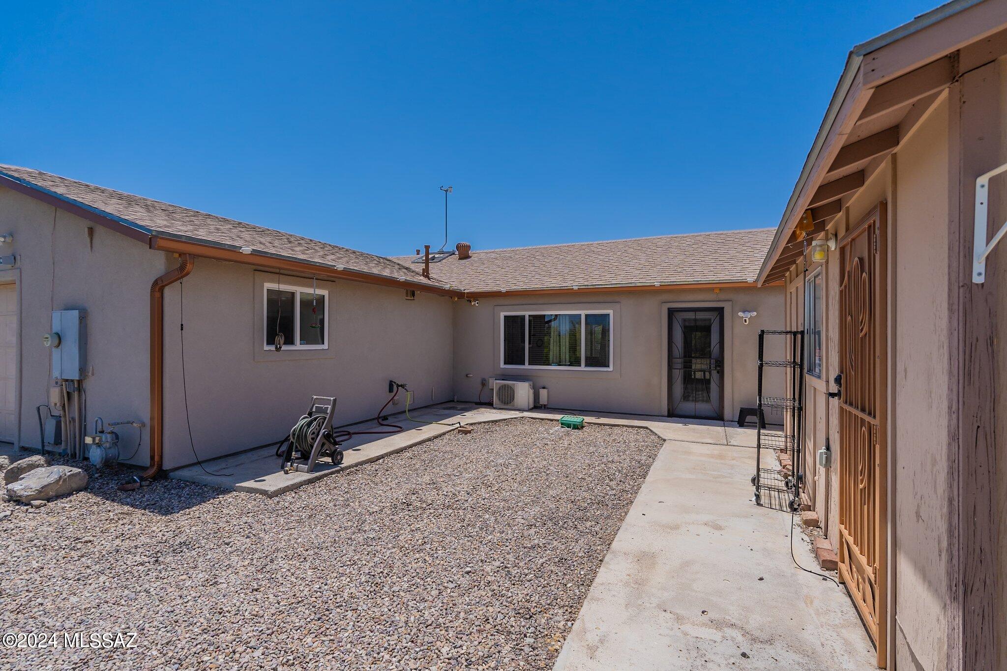 5302 W Avenida Comba