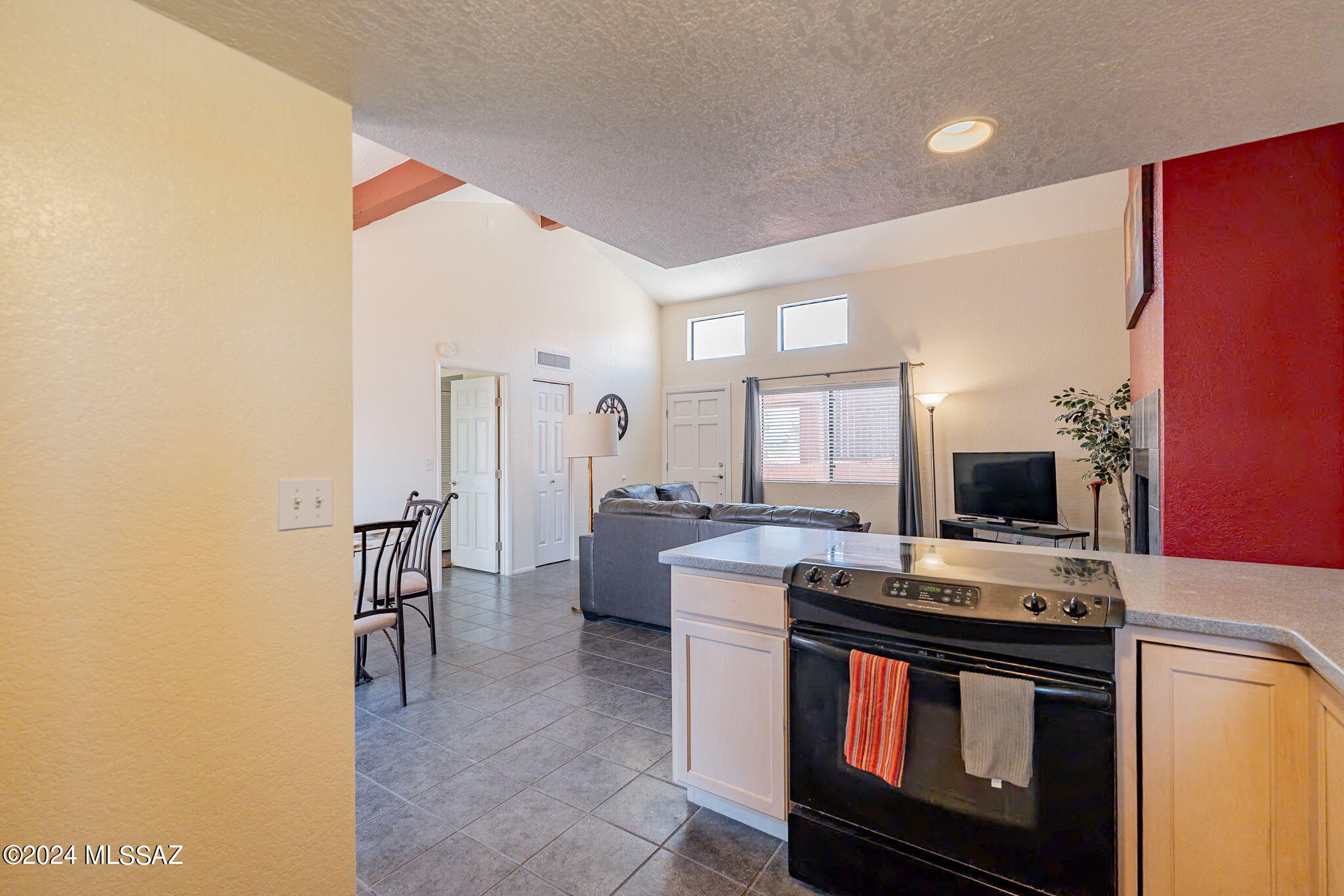 5051 N Sabino Canyon 2165